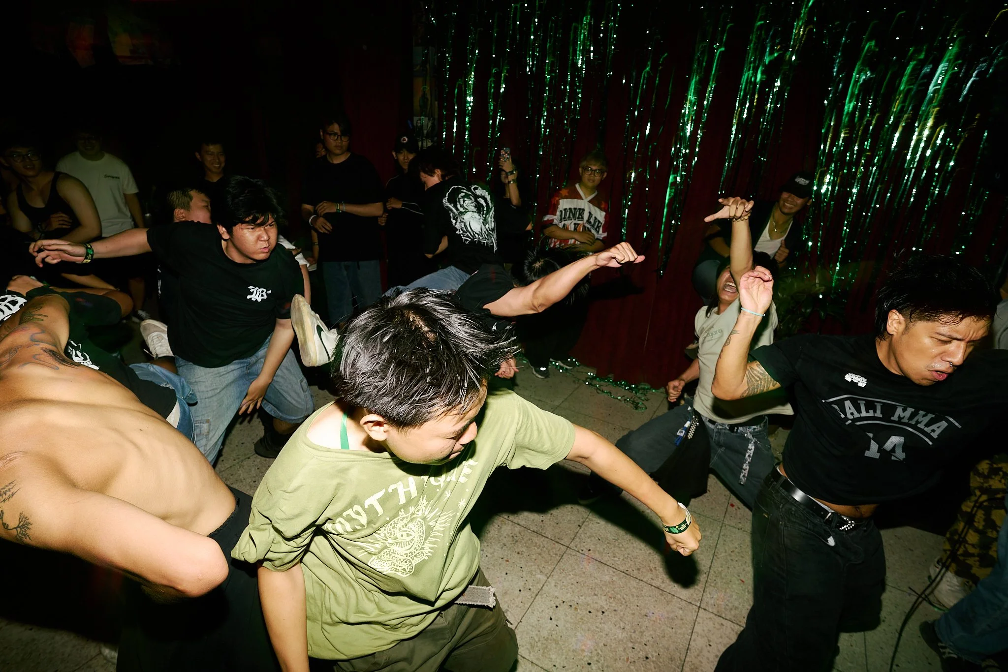 saigonpunkchronicles.warmup.ethos.LeeStarnes.webresolution.010.jpg