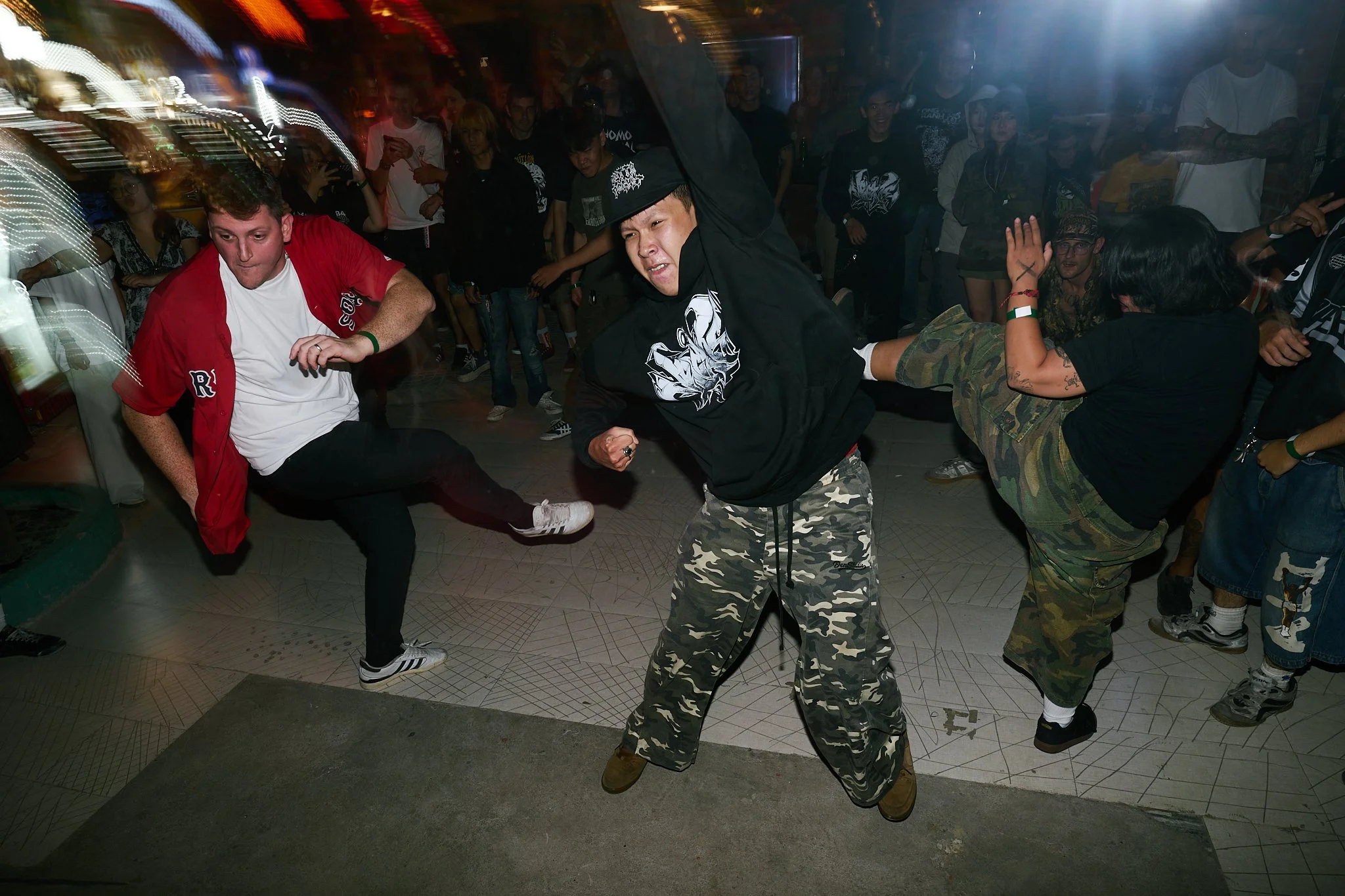 haywire.saigonpunkchronicles.leestarnes.04.jpg