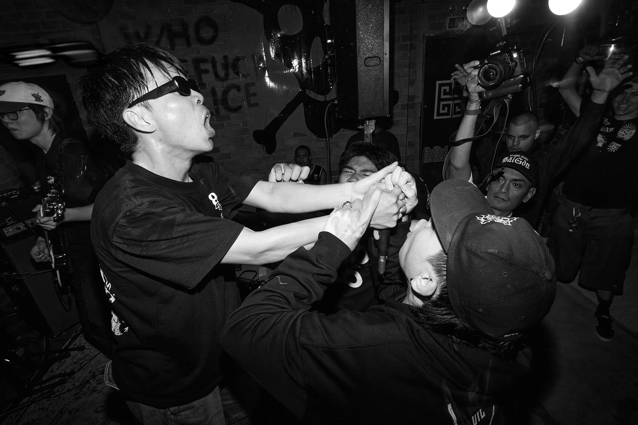 haywire.saigonpunkchronicles.leestarnes.07.jpg