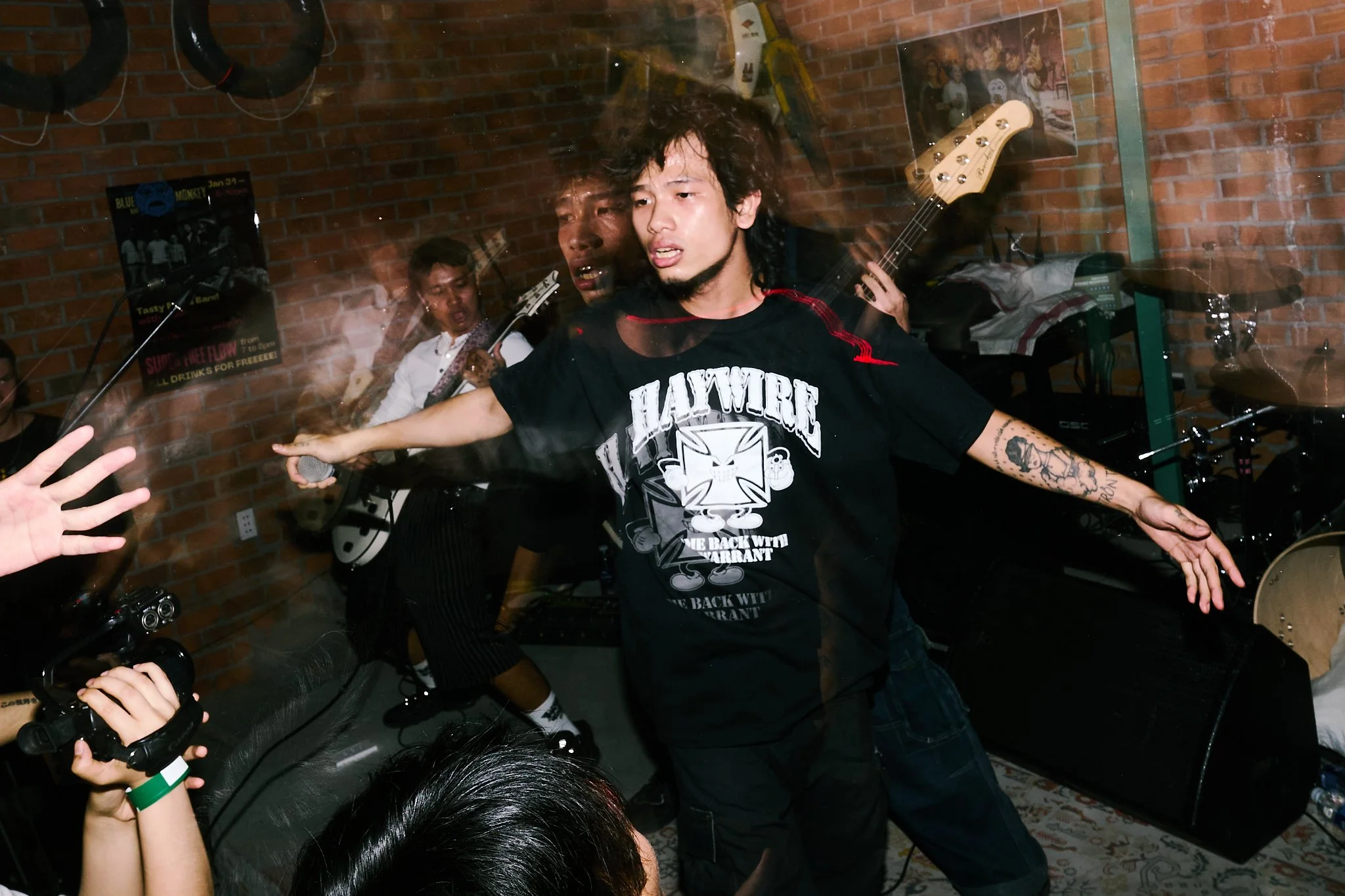 haywire.saigonpunkchronicles.leestarnes.10.jpg