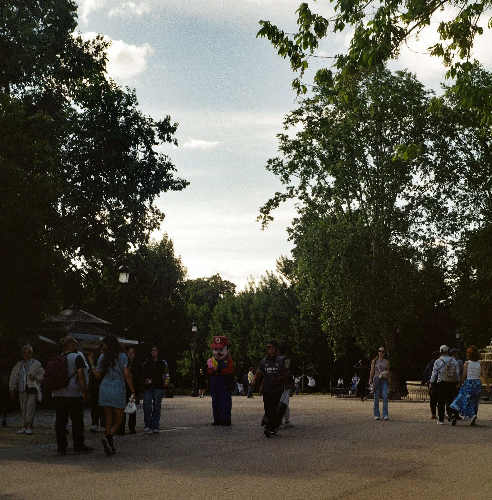 kodak_200_c_41_15043_95365_212403_011113370008_1.jpg