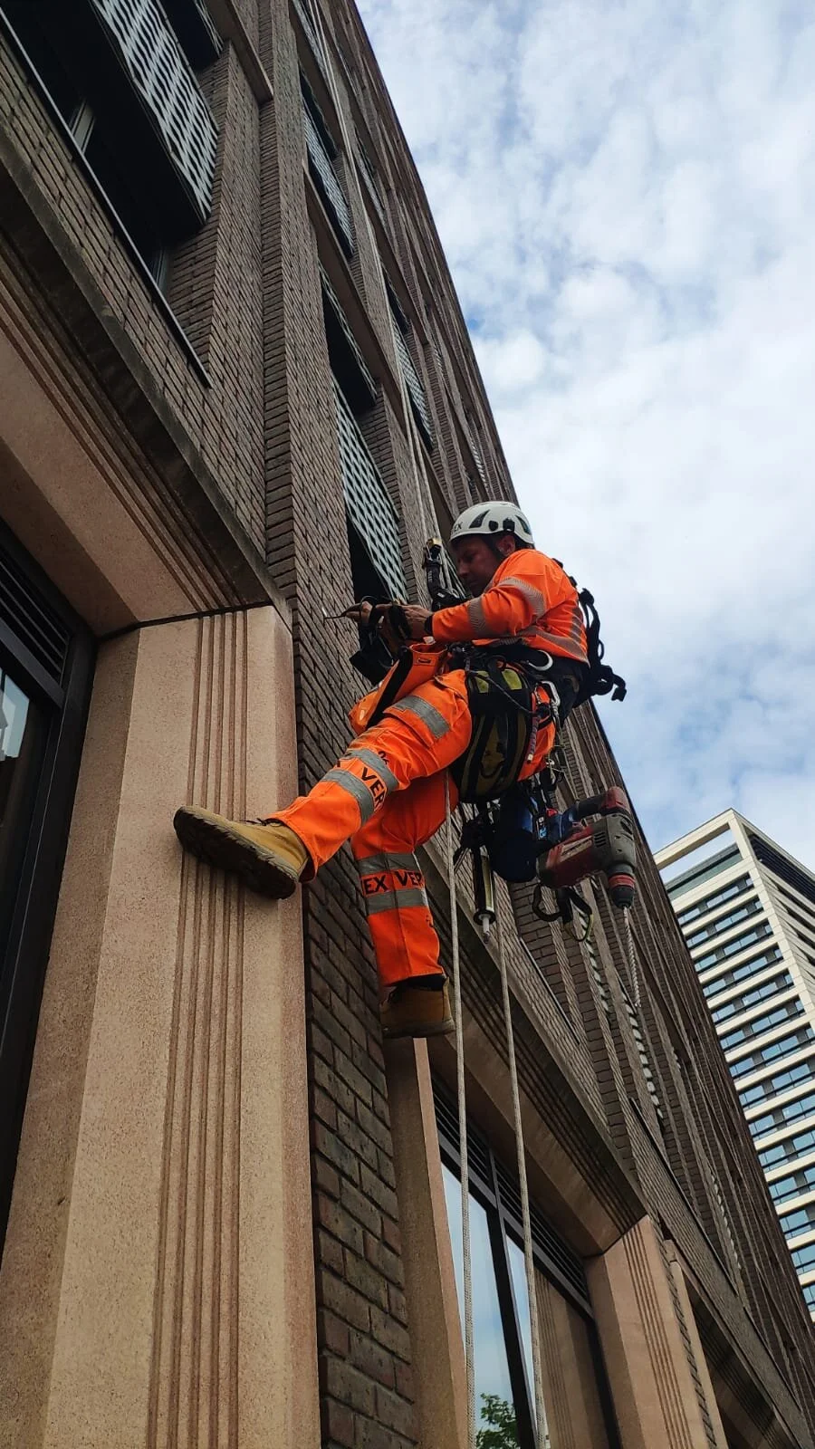 Fire Cladding Inspection Vertex Facades - Cladding Fire Safety Surveys — Vertex Access | Rope ...