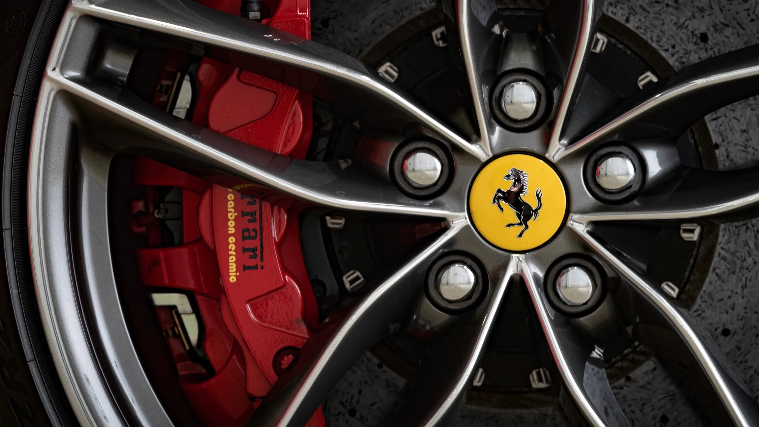 wheelferrari.jpeg