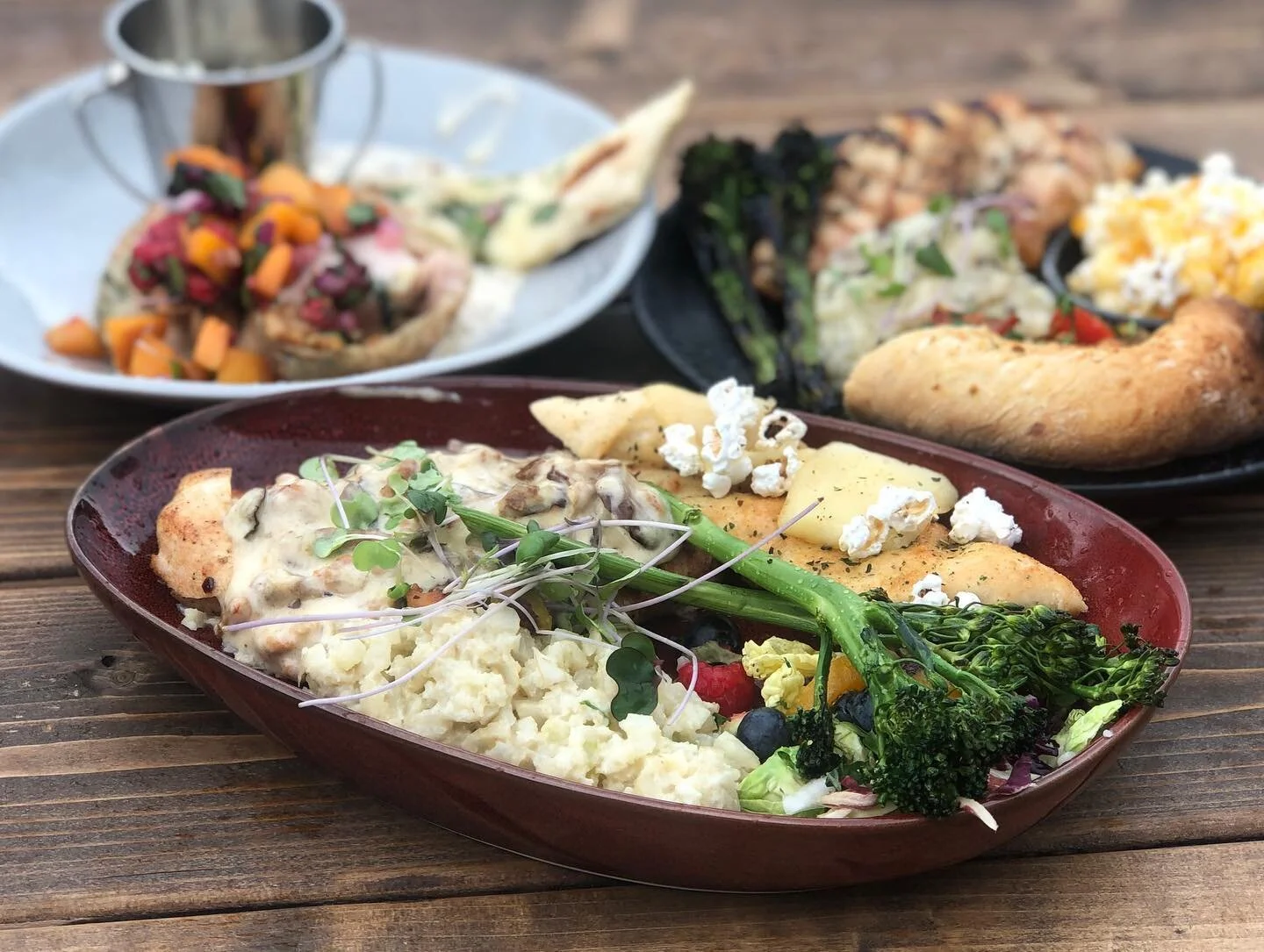 We had a blast hosting our own version of @foodnetworkchopped , aptly named SLICED, on our North Patio! Big thanks to @gordonfoodservice and @chicagotribune &lsquo;s Phil Potempa for assisting us! While our judges chose Chef Mary Beth as the winner, 