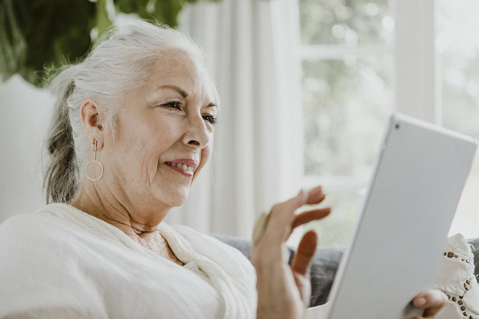 The Benefits Of Technology For Seniors Pines Village Retirement