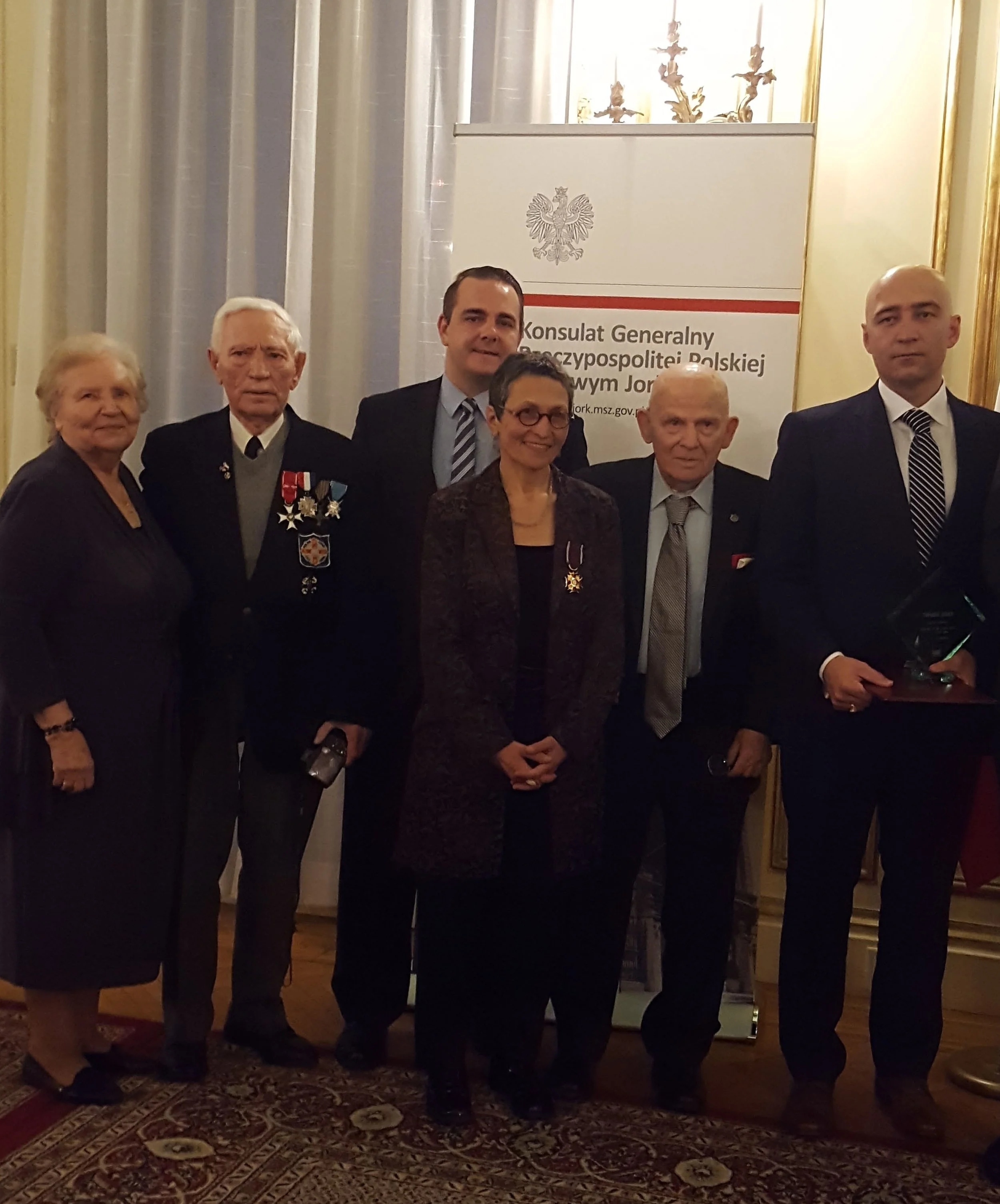 AOP Composer-in-Residence Laura Kaminsky receives gold medal of honor from the President of Poland