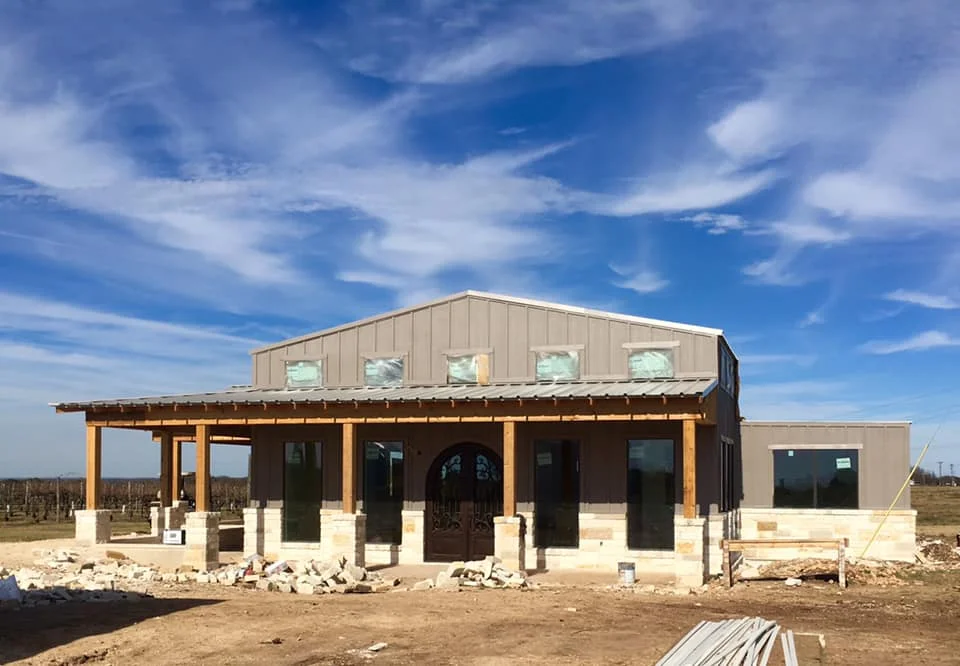 3Texans-winery.jpg