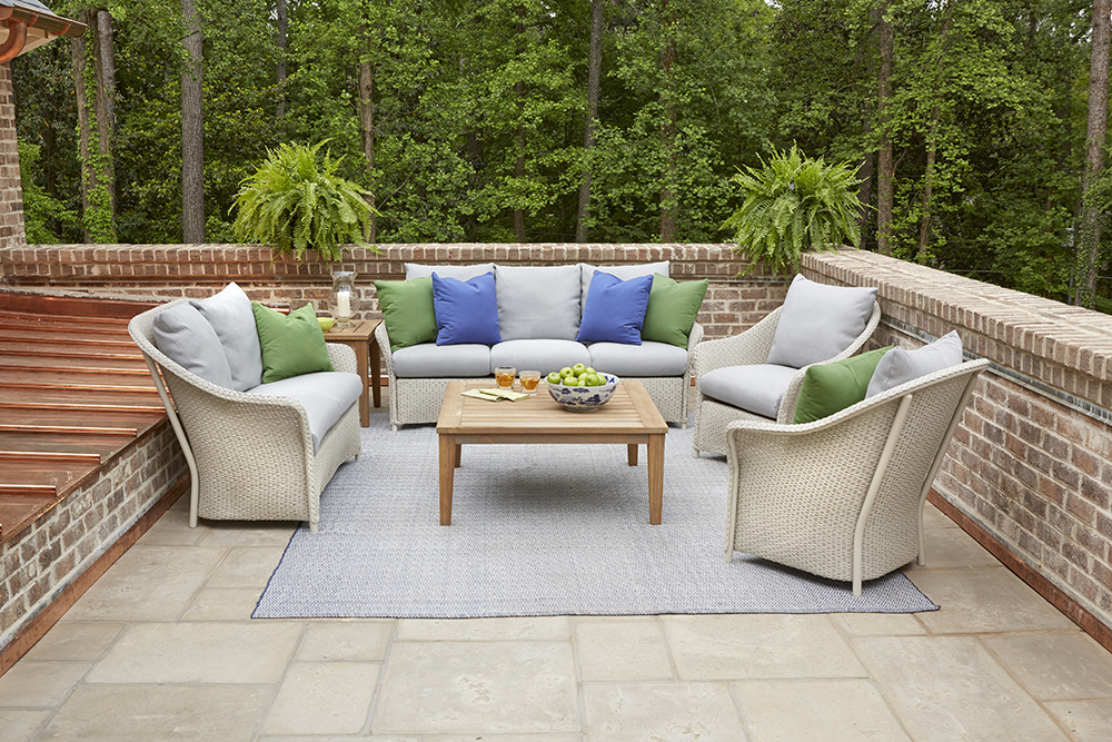 Lloyd Flanders | Weekend Retreat Deep Seating