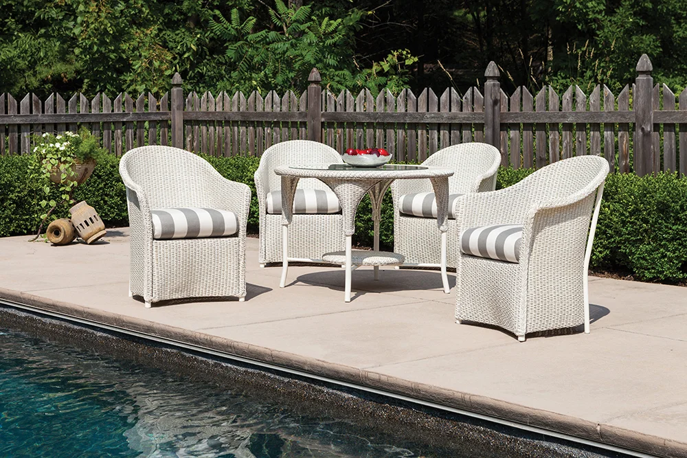 Lloyd Flanders | Weekend Retreat Dining