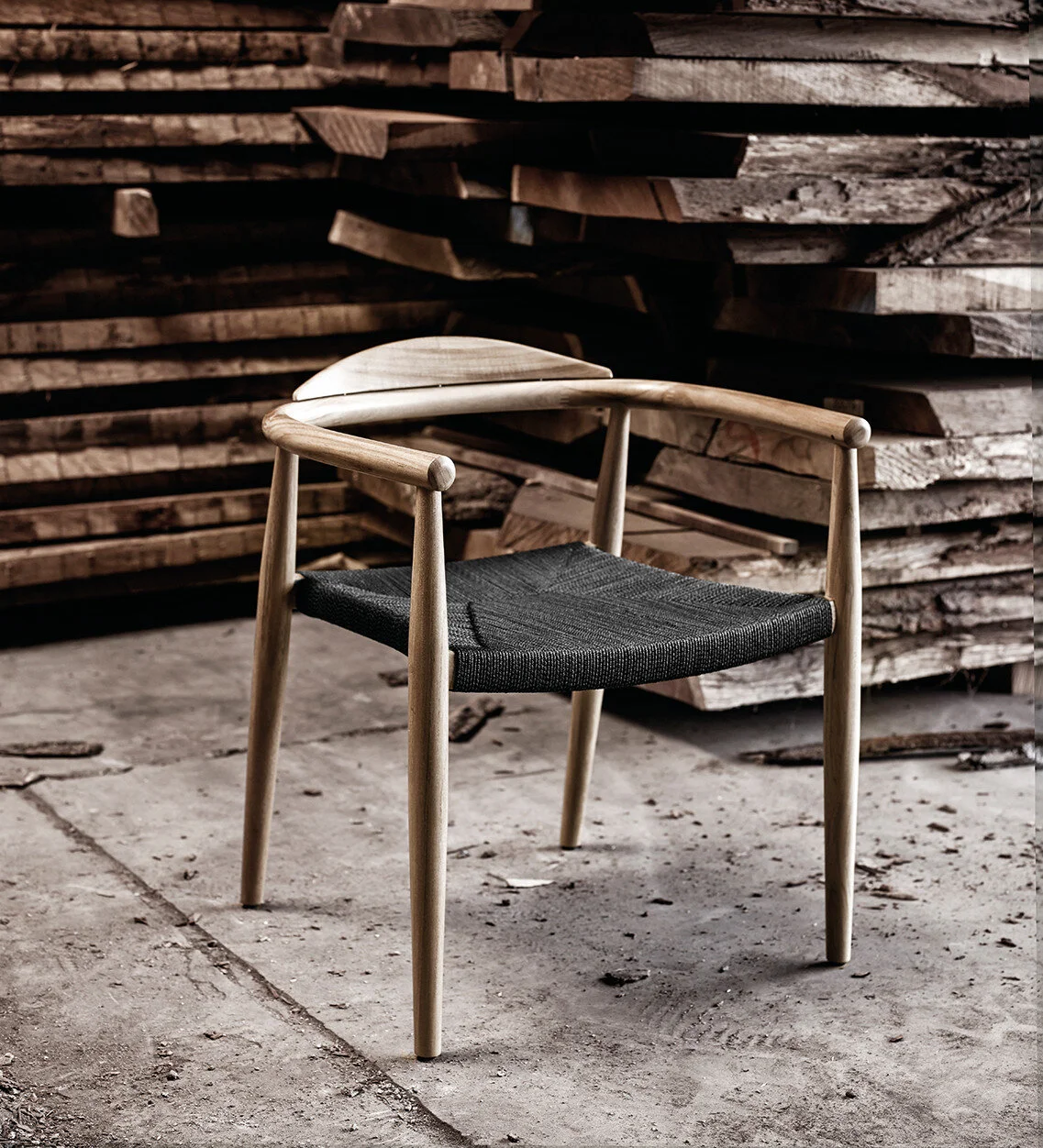 Gloster | Dansk Dining