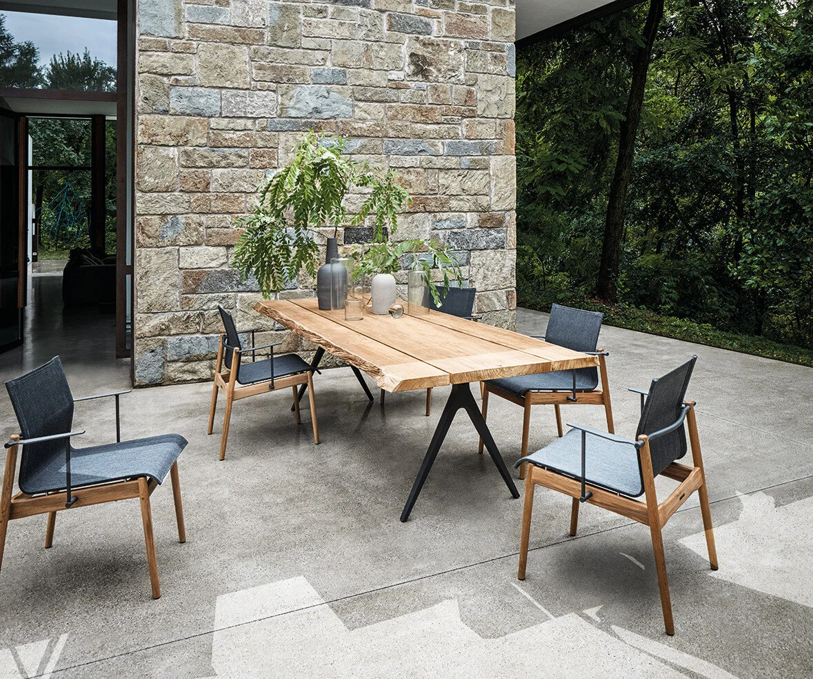 Gloster | Raw Split Dining Table