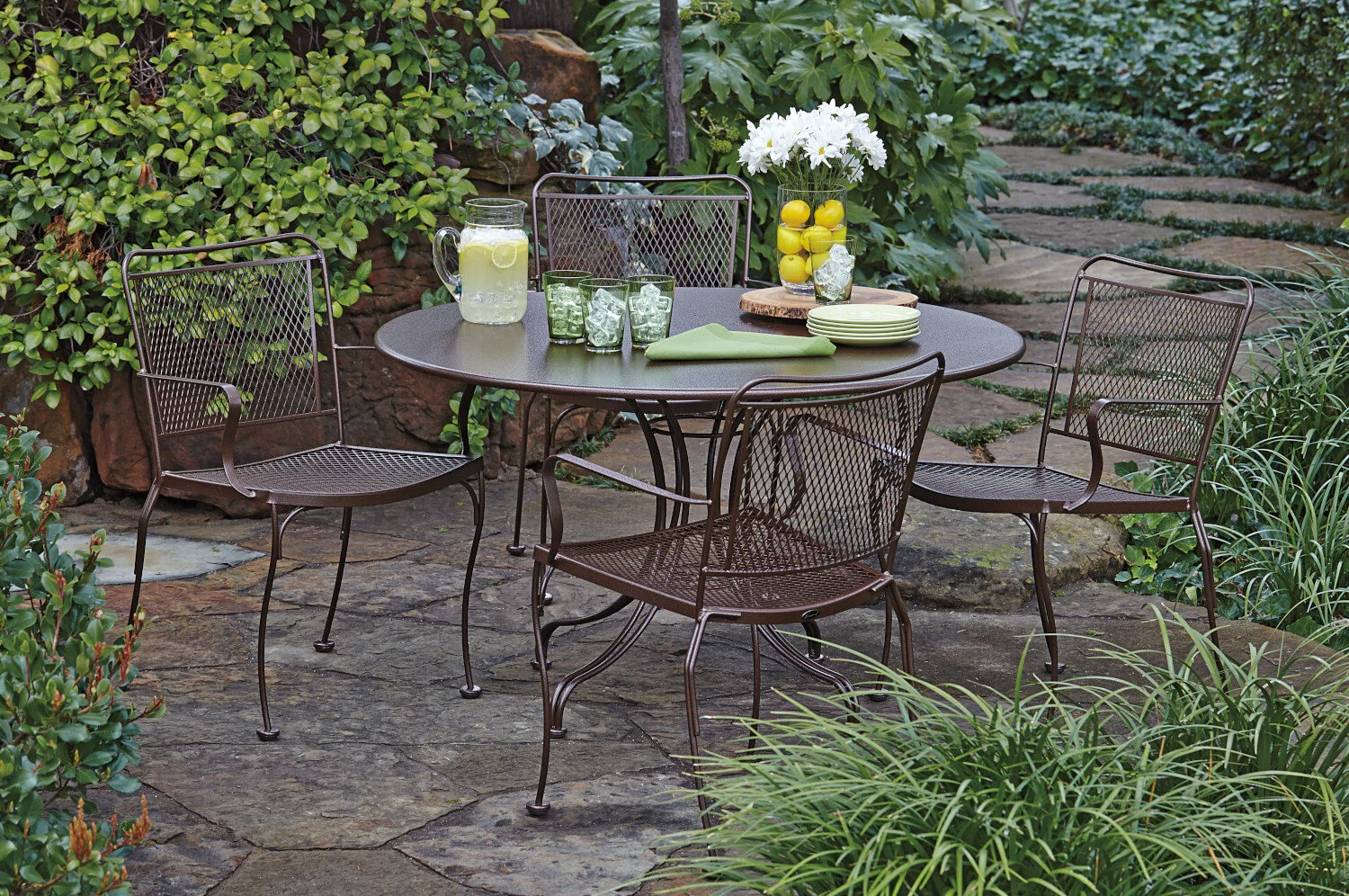 Woodard | Constantine Dining