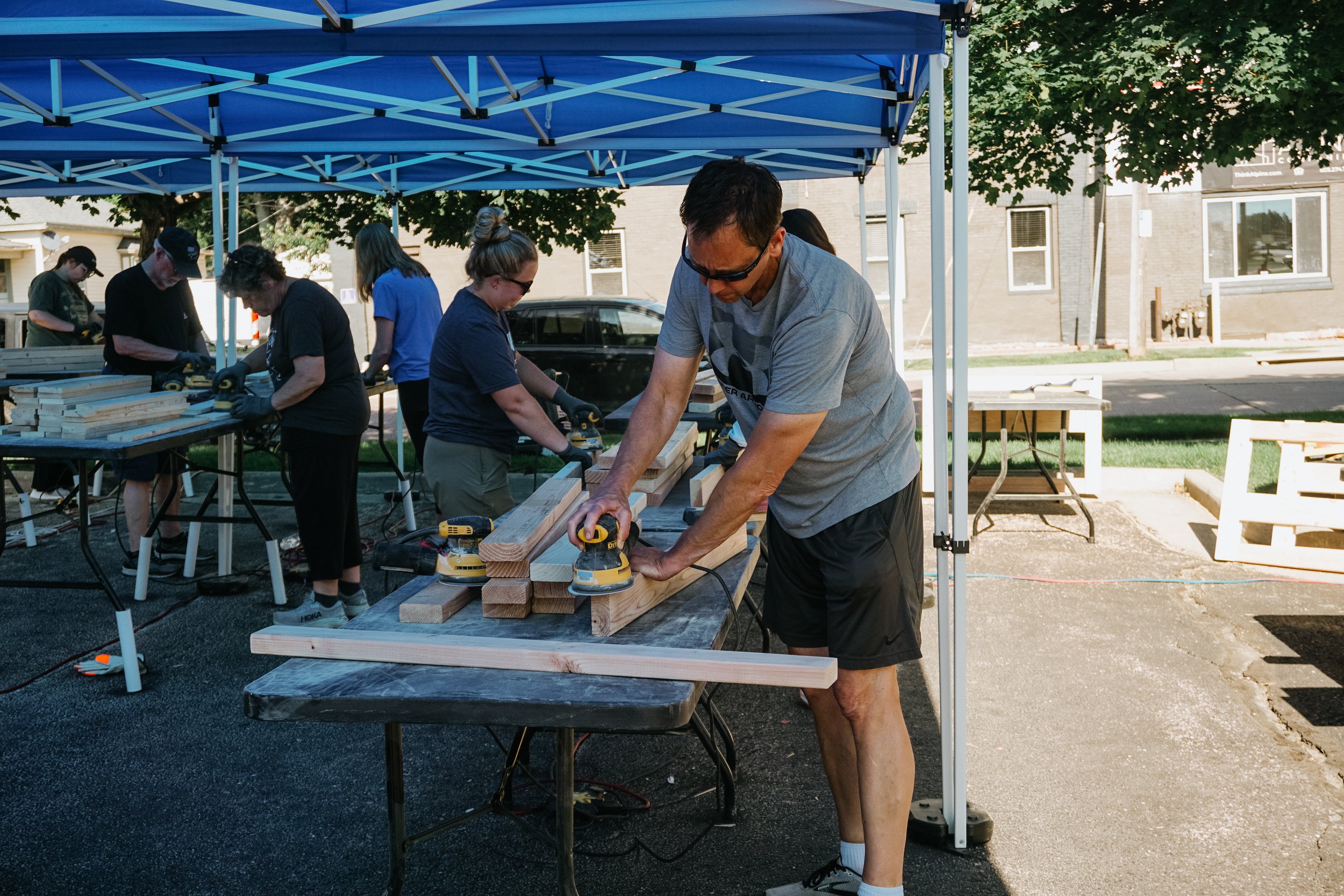 2025 love your city serving-15.jpg
