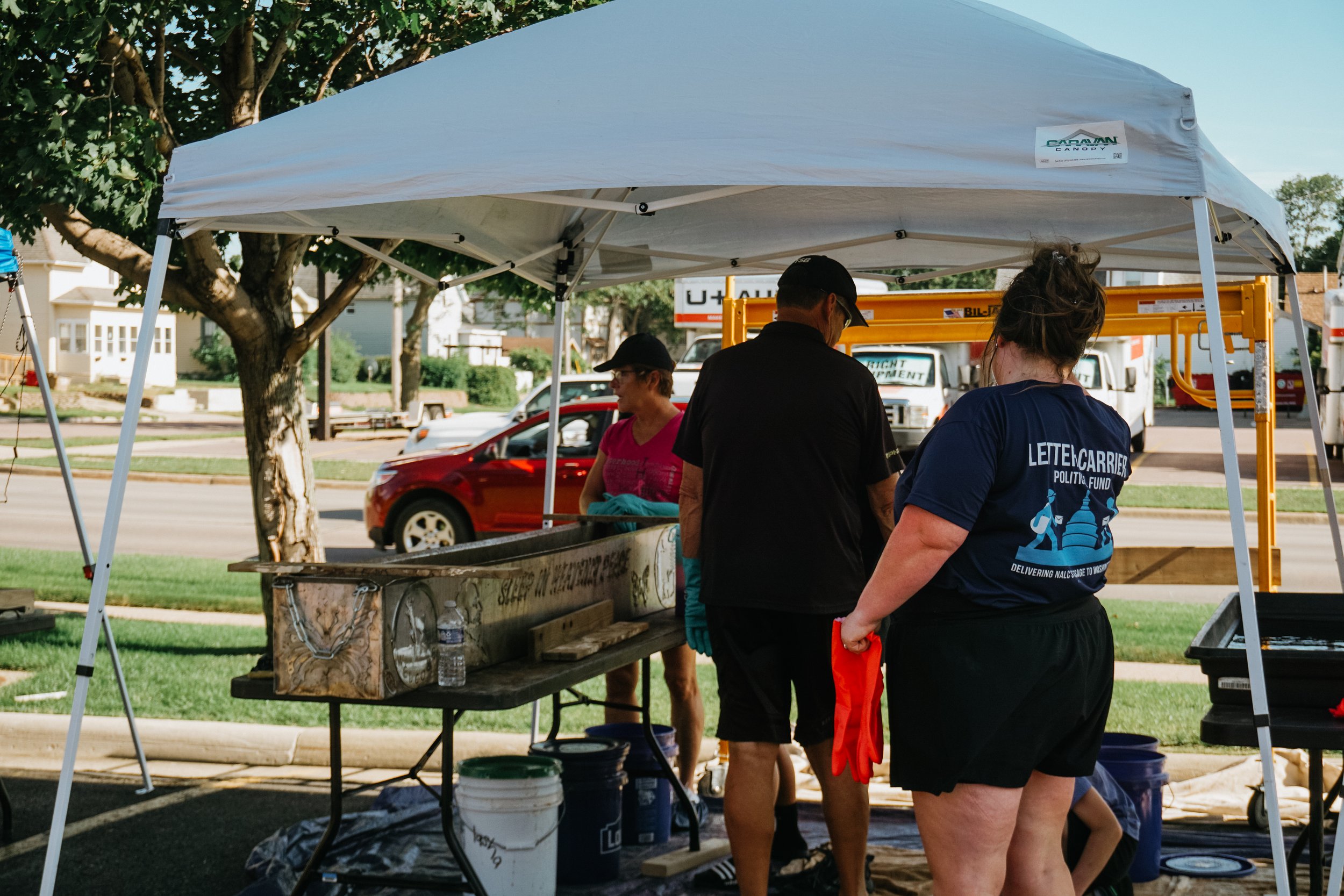 2025 love your city serving-02.jpg