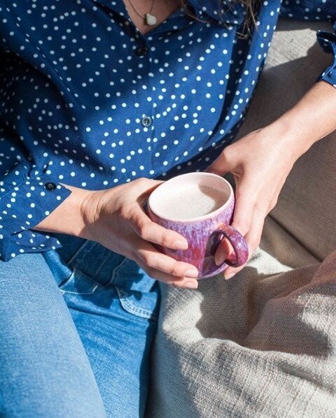 CHOCOLATE QUENTE PARA RELAXAR /  Uma semana que mais pareceu um 🌪 (dos bons). Com este tempo chuvoso, sexta feira, vai saber mesmo bem ficar em casa enrolada no sof&aacute; a beber o meu CALMA ☕️

Para quem n&atilde;o conhece &eacute; uma mistura so