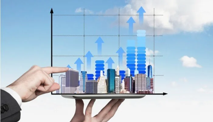 How Will a Rise in Interest Rates Affect the Commercial Real Estate Market?