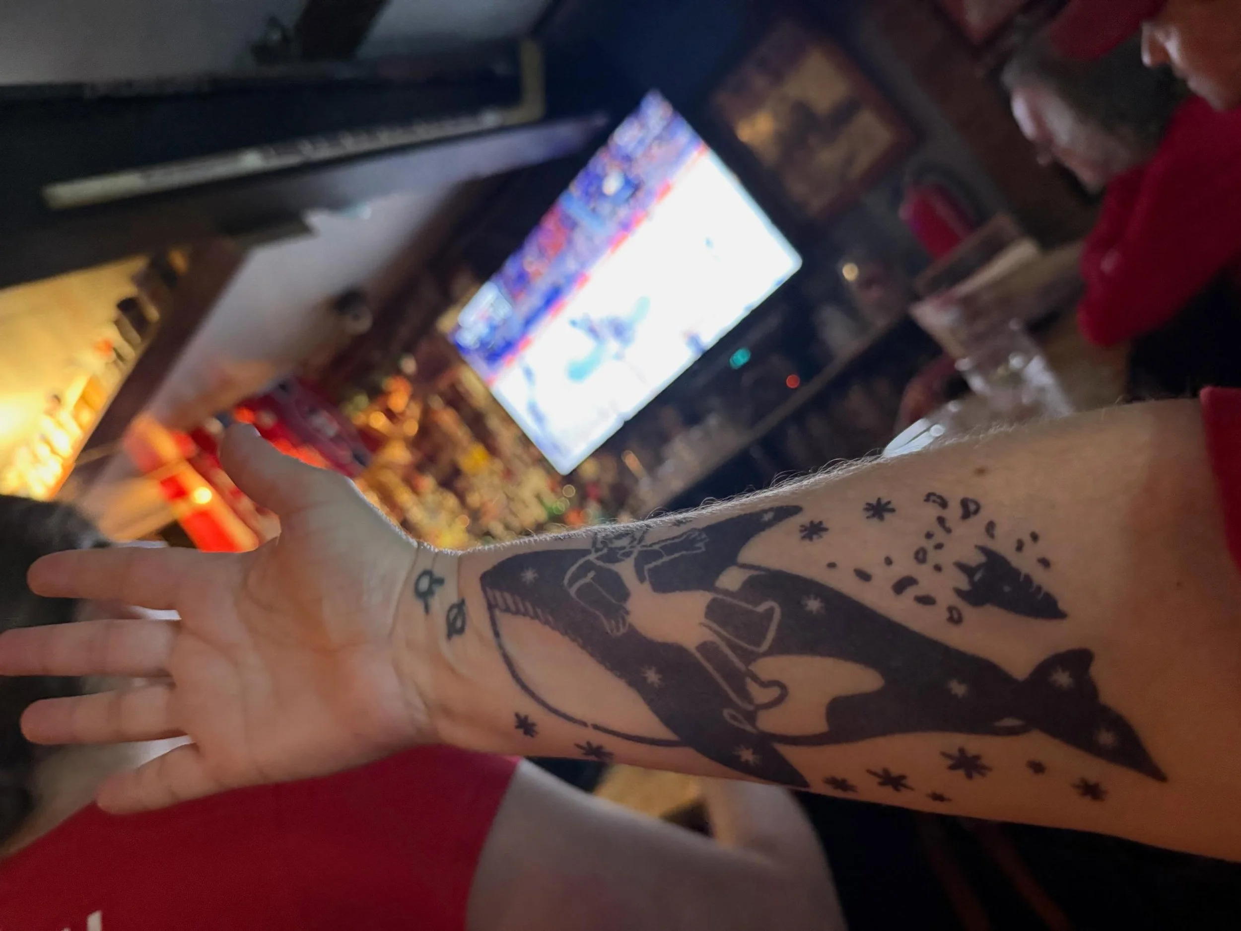 #IAmTheComicBook Chapter 22

05/18/2026
At the the punk bar watching hockey 
Art by @jennysoep
