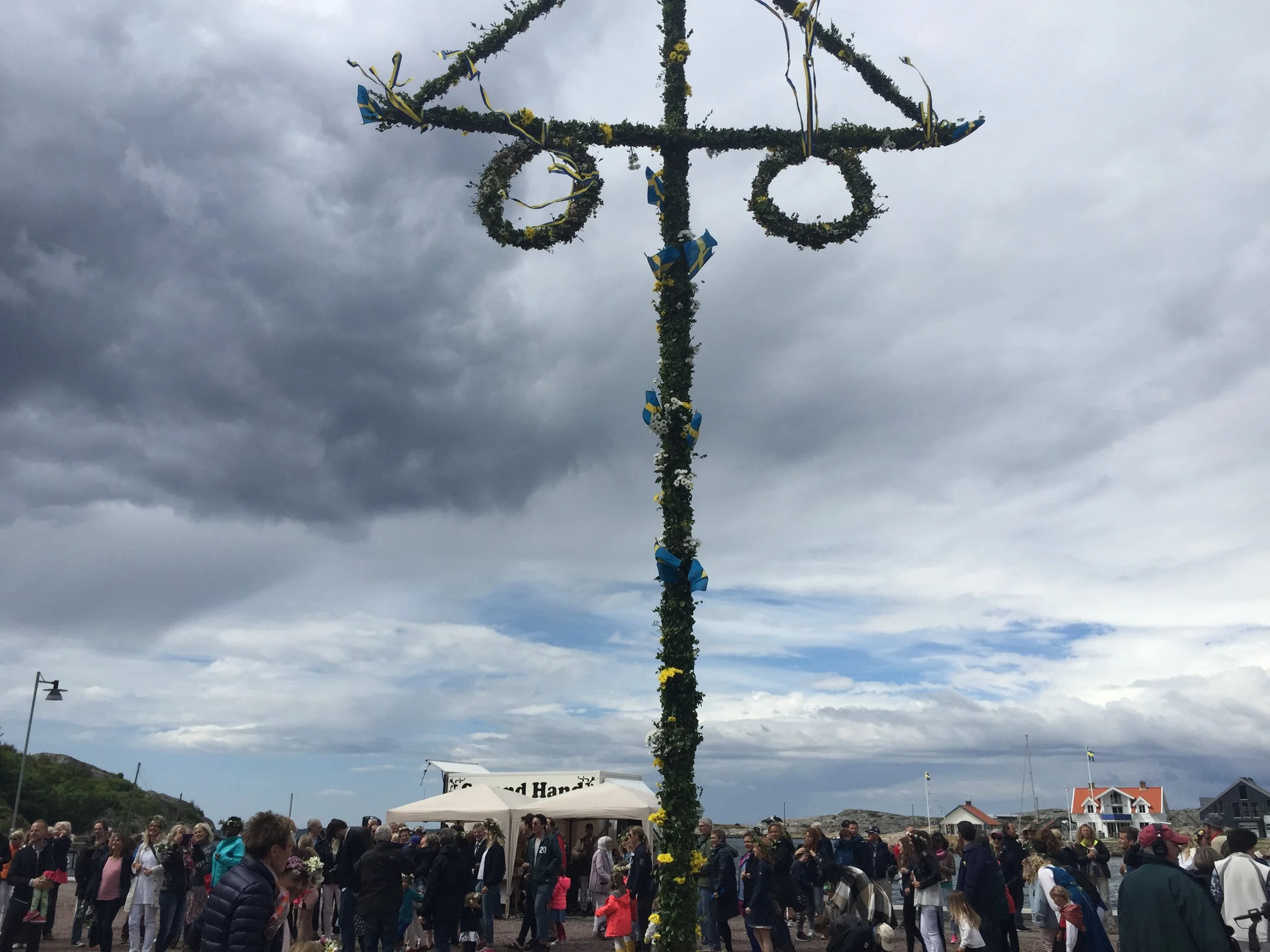 Marstrand_Sweden_Maypole.JPG