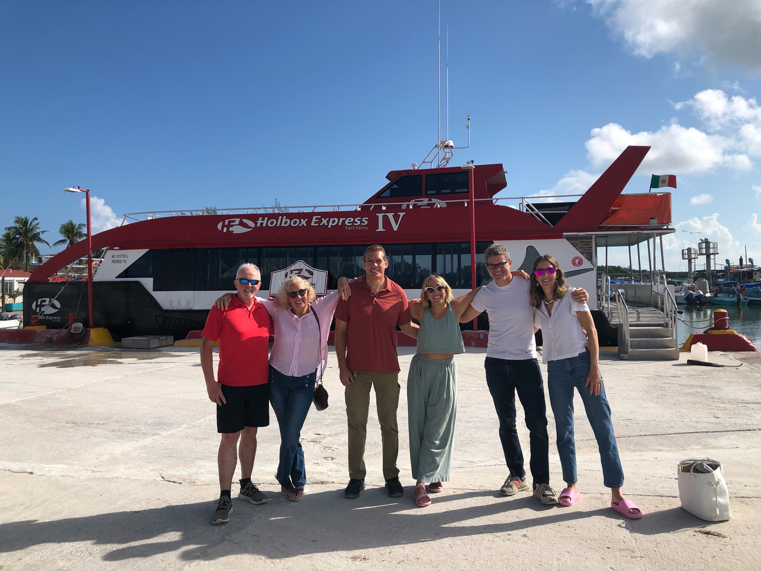 HOLBOX-1.JPEG