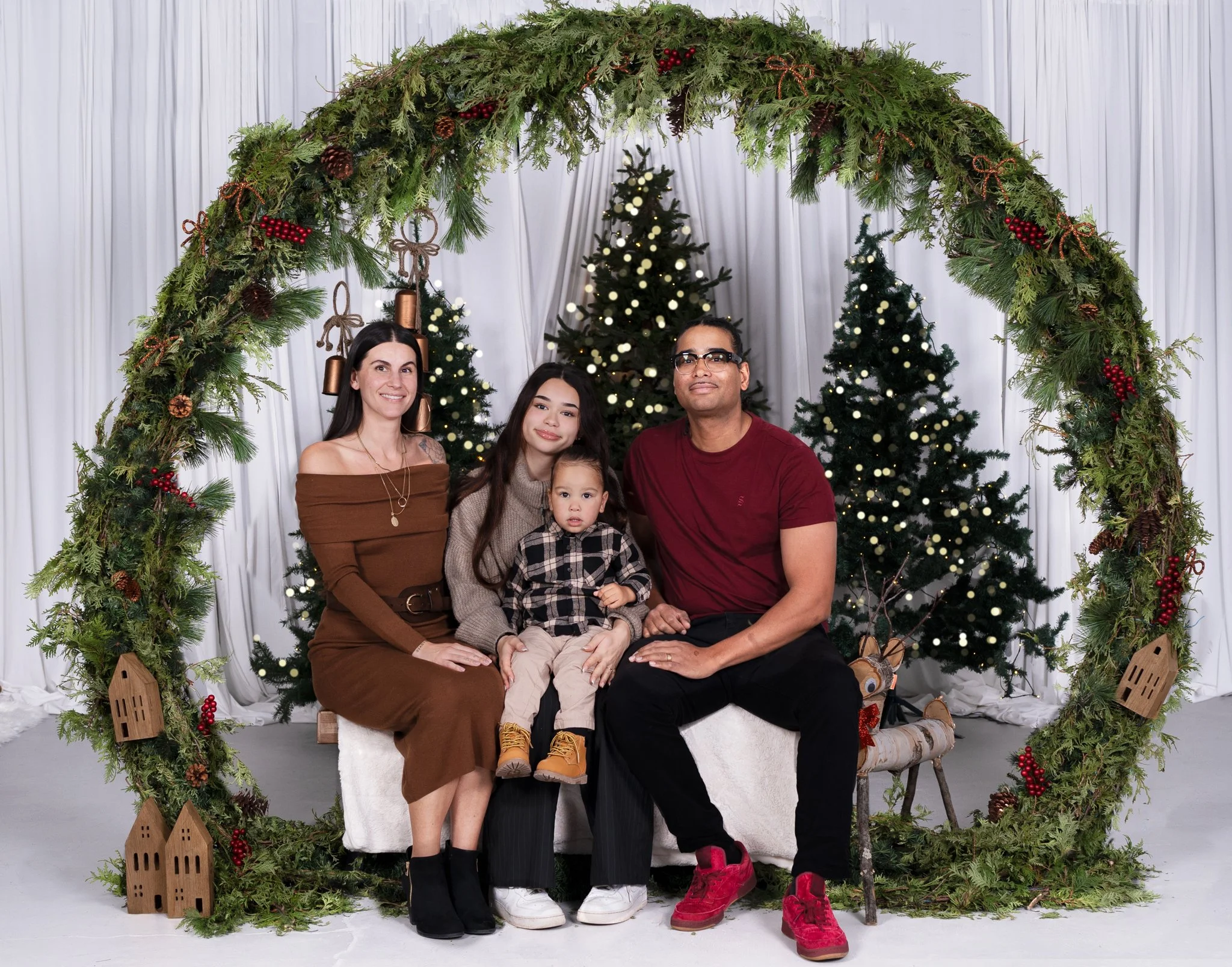 HolidayWreath2025-1.jpeg