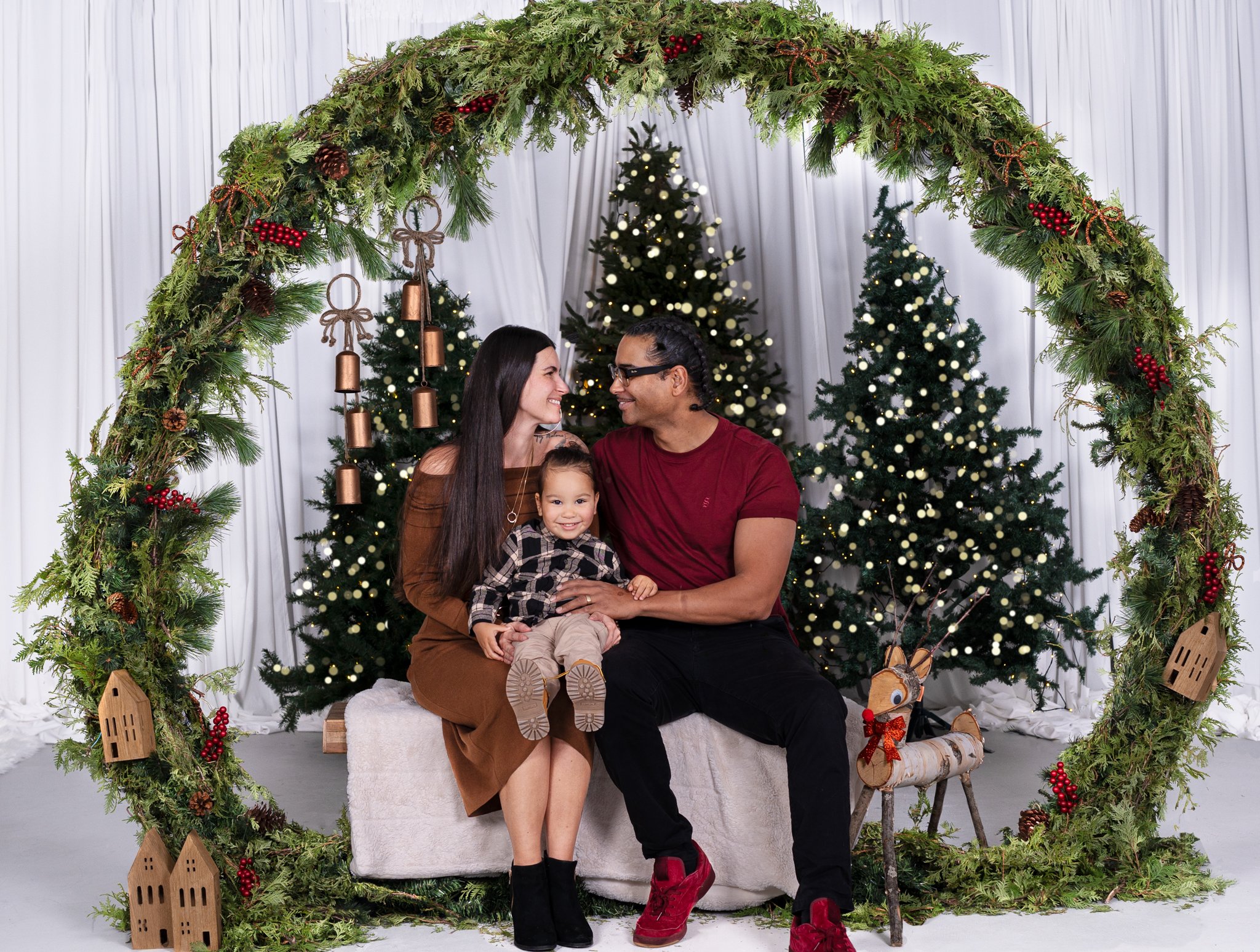HolidayWreath2025-10.jpeg