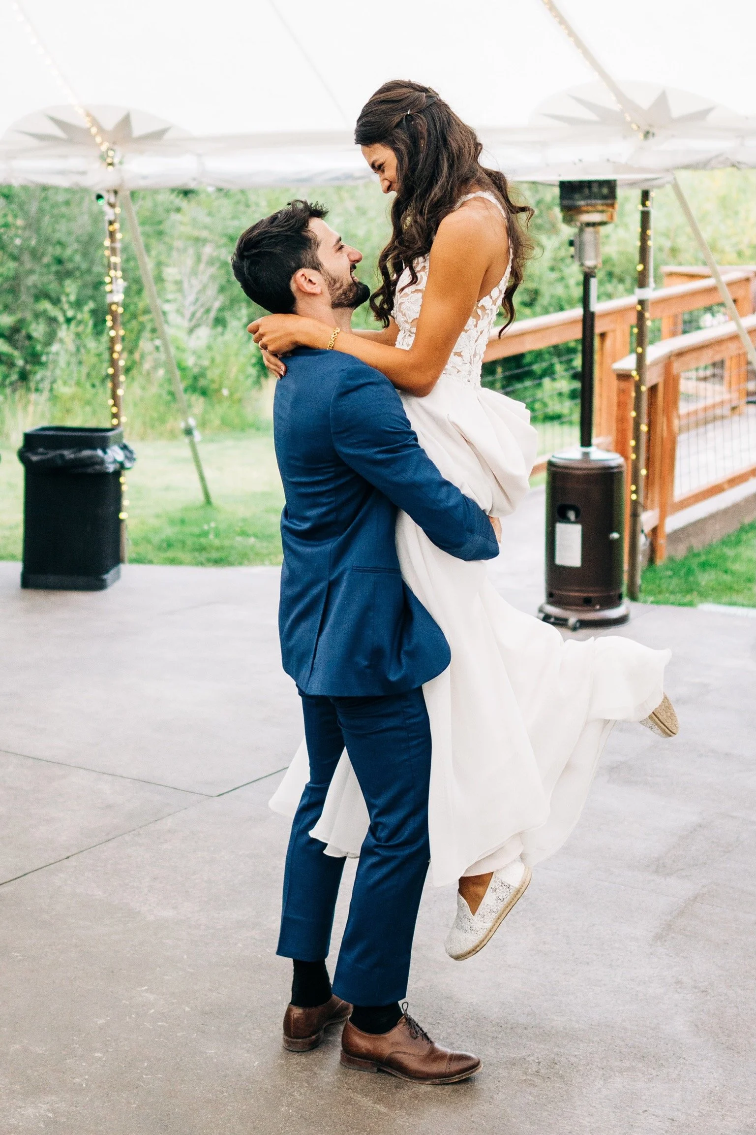 What’s Hot for YOUR First Dance? (2025 Wedding Dance Trends)