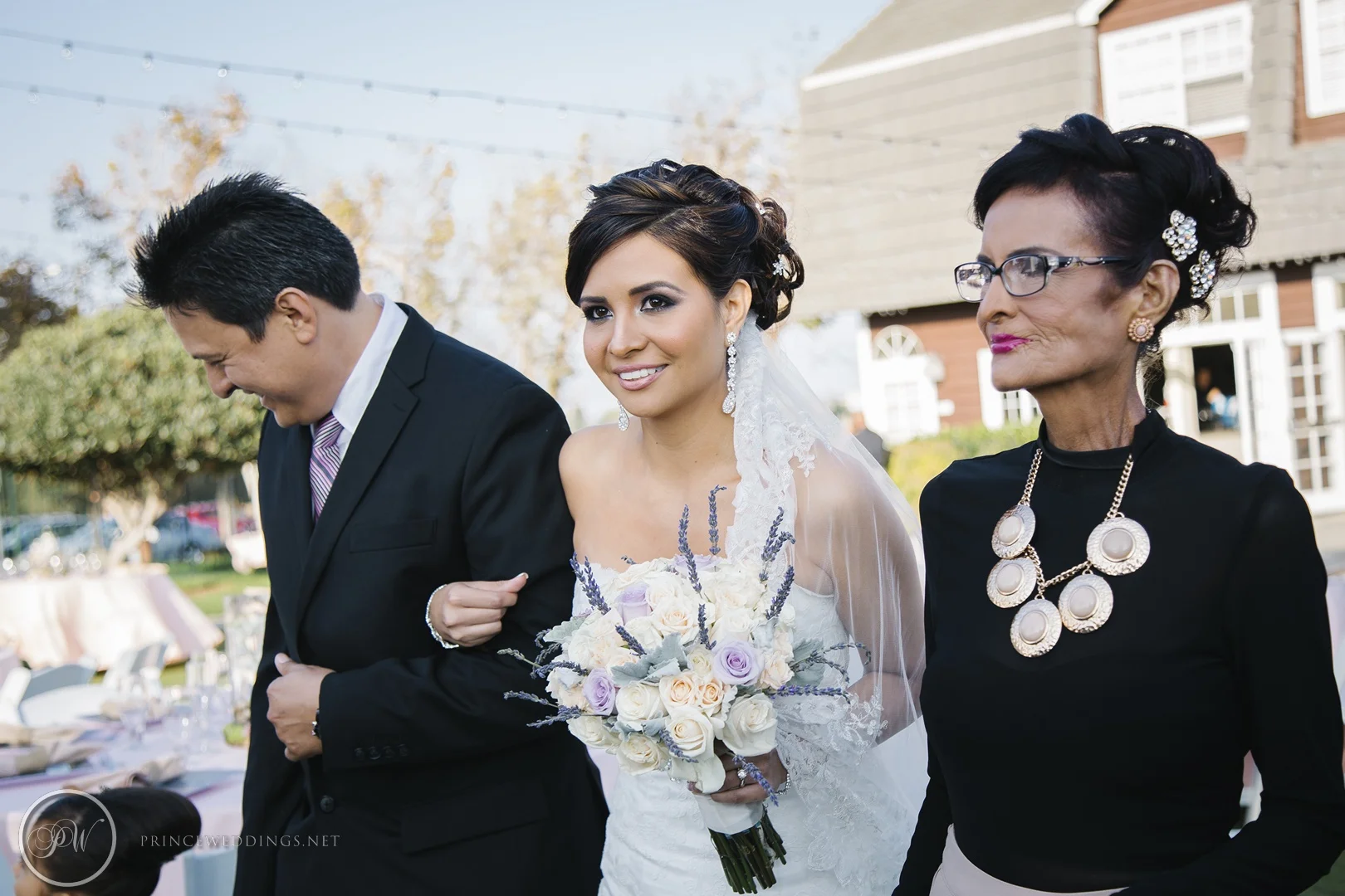 NewlandBarnWeddingPhoto_EdithDonald010.jpg