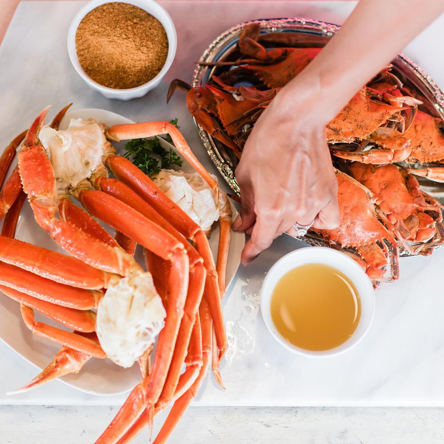🦀 BLUE CRABS &amp; CRAB LEGS CAME EARLY THIS WEEK! 🦀

Give our fresh market a call to order ahead 📲‼️ 3️⃣3️⃣6️⃣-7️⃣4️⃣8️⃣-0️⃣7️⃣9️⃣3️⃣ EXT. 2️⃣
 
Order online by clicking the link in our profile ⬆️📲

📸: @jodiebrim