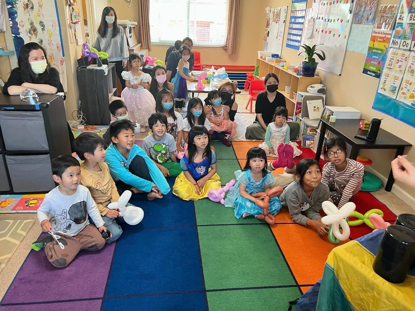 Welcome to Little Rainbow Bilingual Daycare! 🥰
At Little Rainbow, we believe that every child deserves a nurturing environment where they can thrive. As a family-oriented daycare, we embrace each child as if they were our own, fostering a sense of b