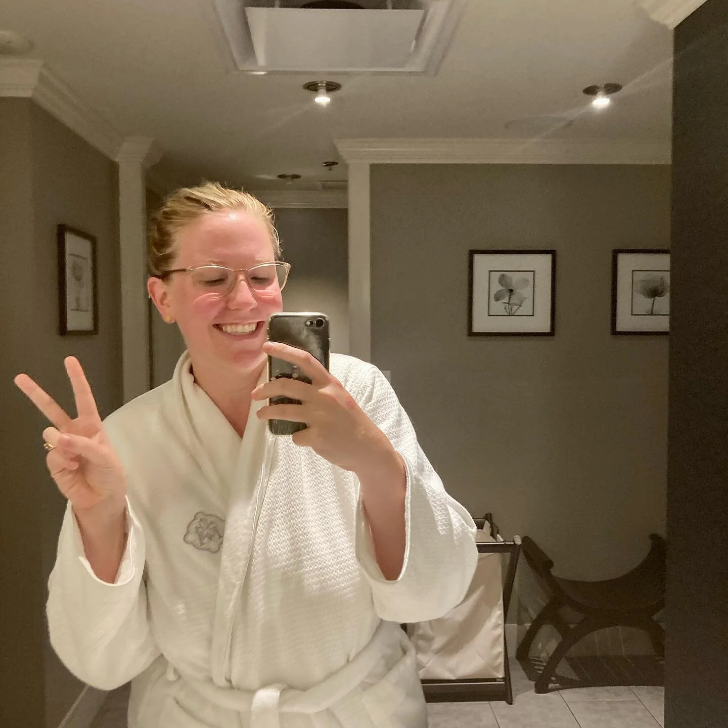 Didn&rsquo;t know how much I needed this spa day with my mom until I spontaneously started crying when the massage therapist touched my foot (trapped emotions much 😂). Feeling so relaxed and grateful and also like, really really hungry.