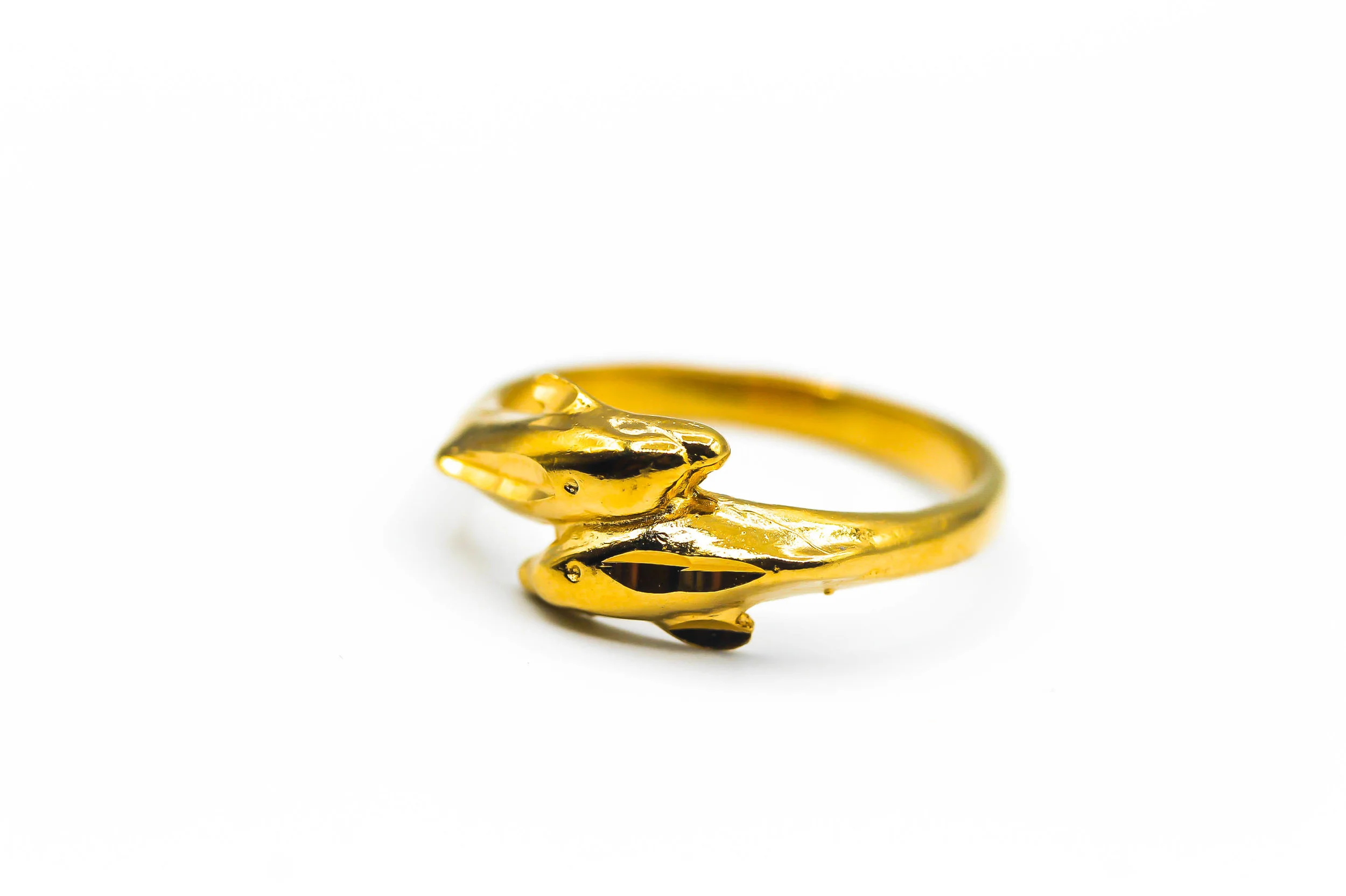 Dolphin Ring