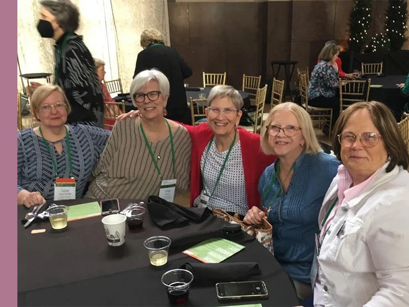 What Is a Docent &amp; 5 Reasons You Might Want to Be One