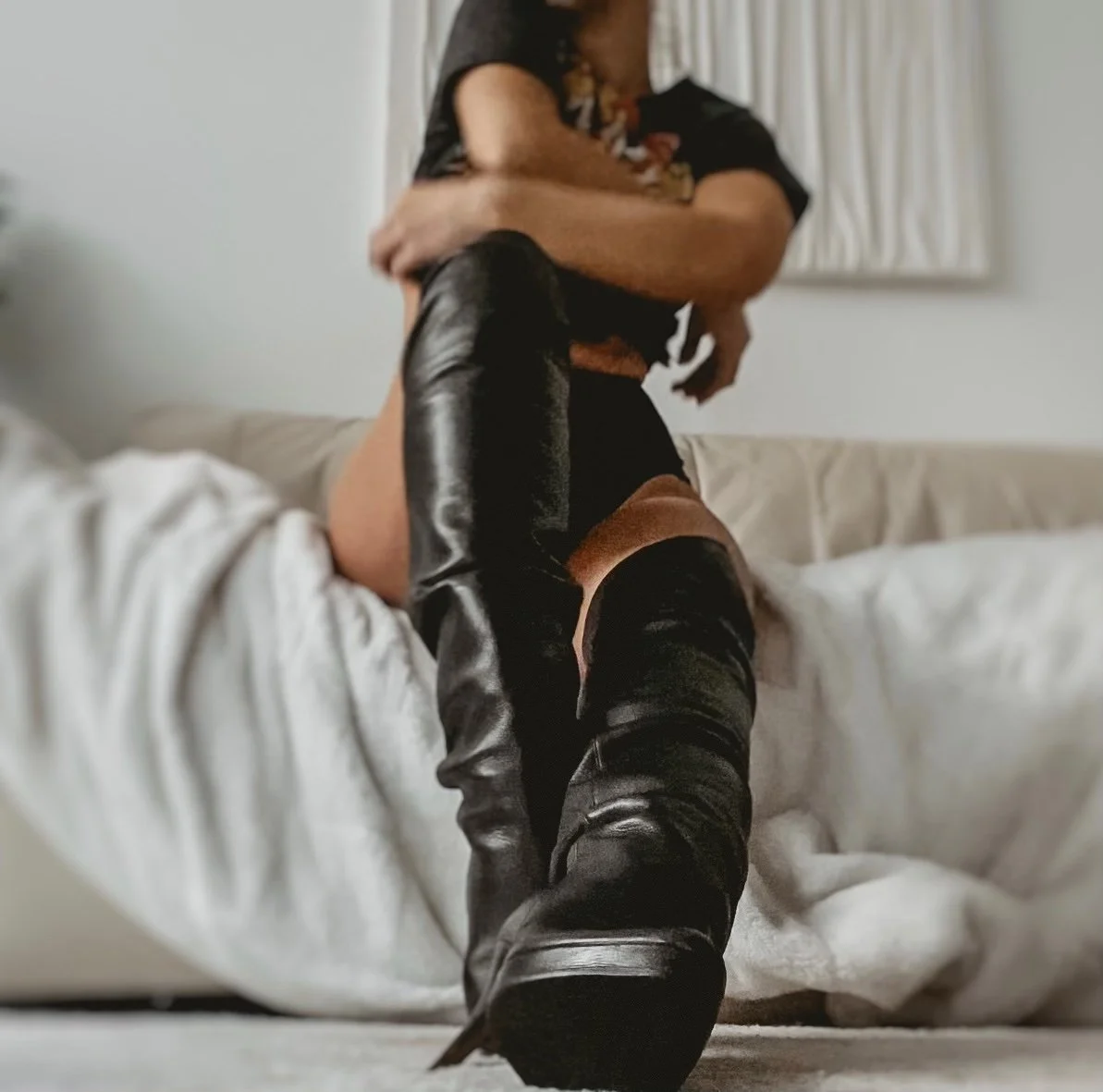 How to Look Good Naked