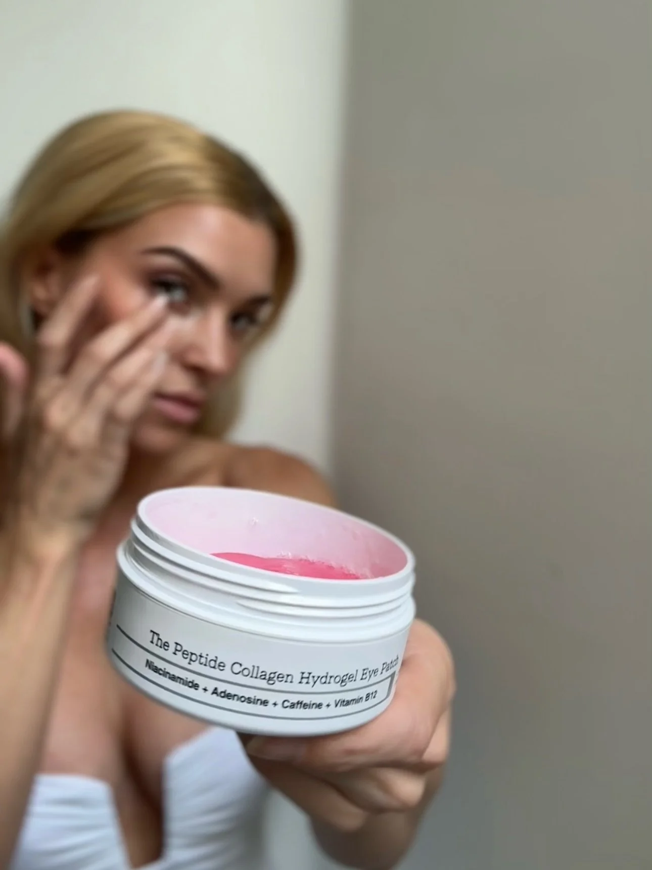 Eye patches aren&rsquo;t magic.
But peptides &amp; collagen, used consistently, do exactly what they&rsquo;re supposed to do.
This is just maintenance, not a miracle. I&rsquo;m absolutely loving these ones by @cosrx they grab on so tight I can sleep 