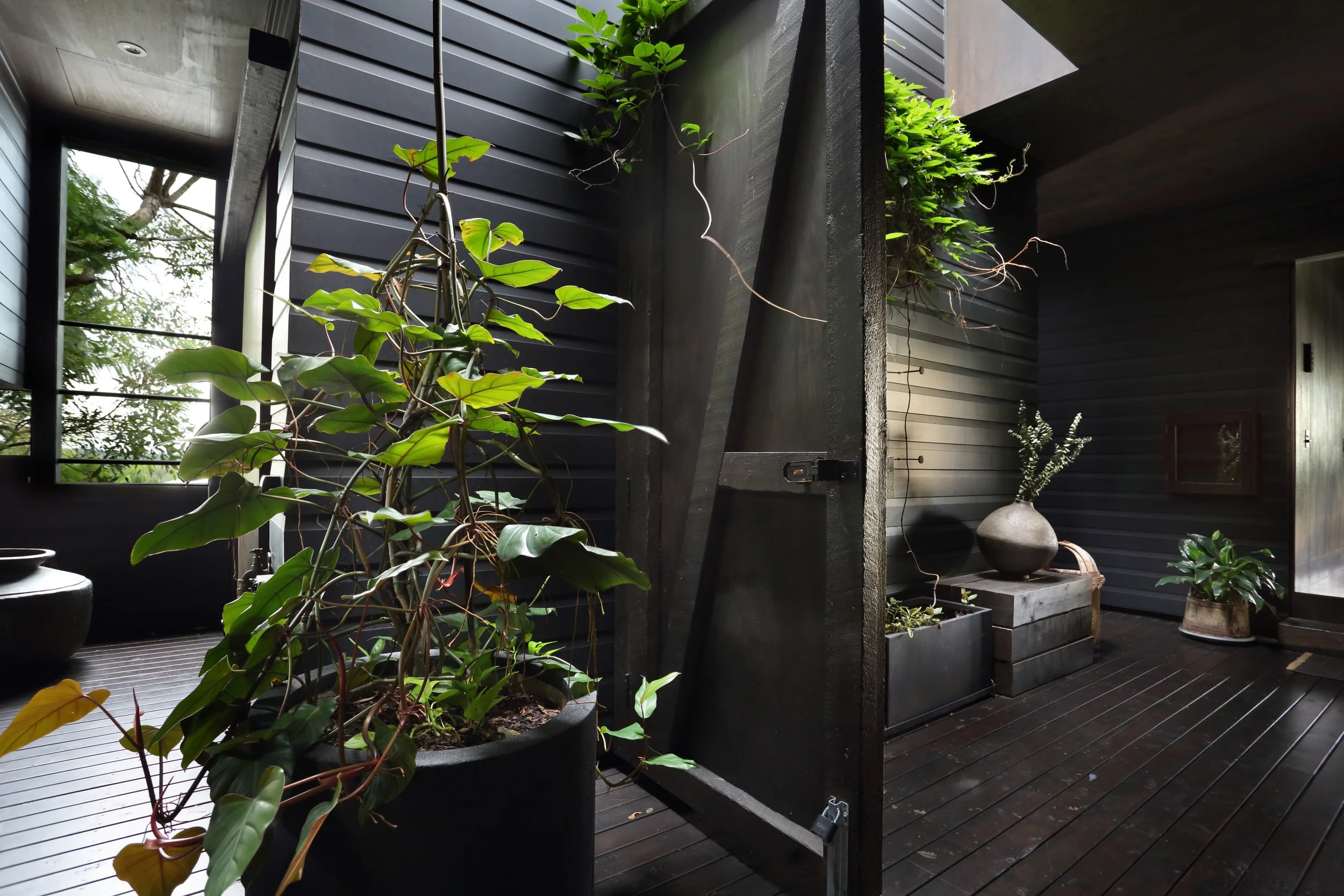  Secondly, Shack Palace adopts the philosophy of hand built perfection in the imperfection.  While most homes are built from materials synthetically processed from factories, Shack Palace takes us back to using natural materials in a way that accentu