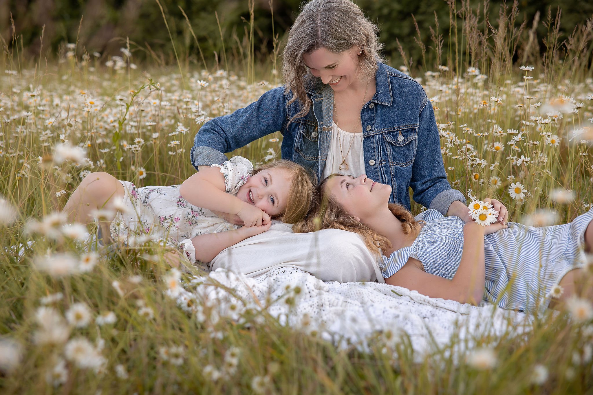 Estock_AA96_June03,2026_KelliPorterCreative_AC_Daisy.jpg