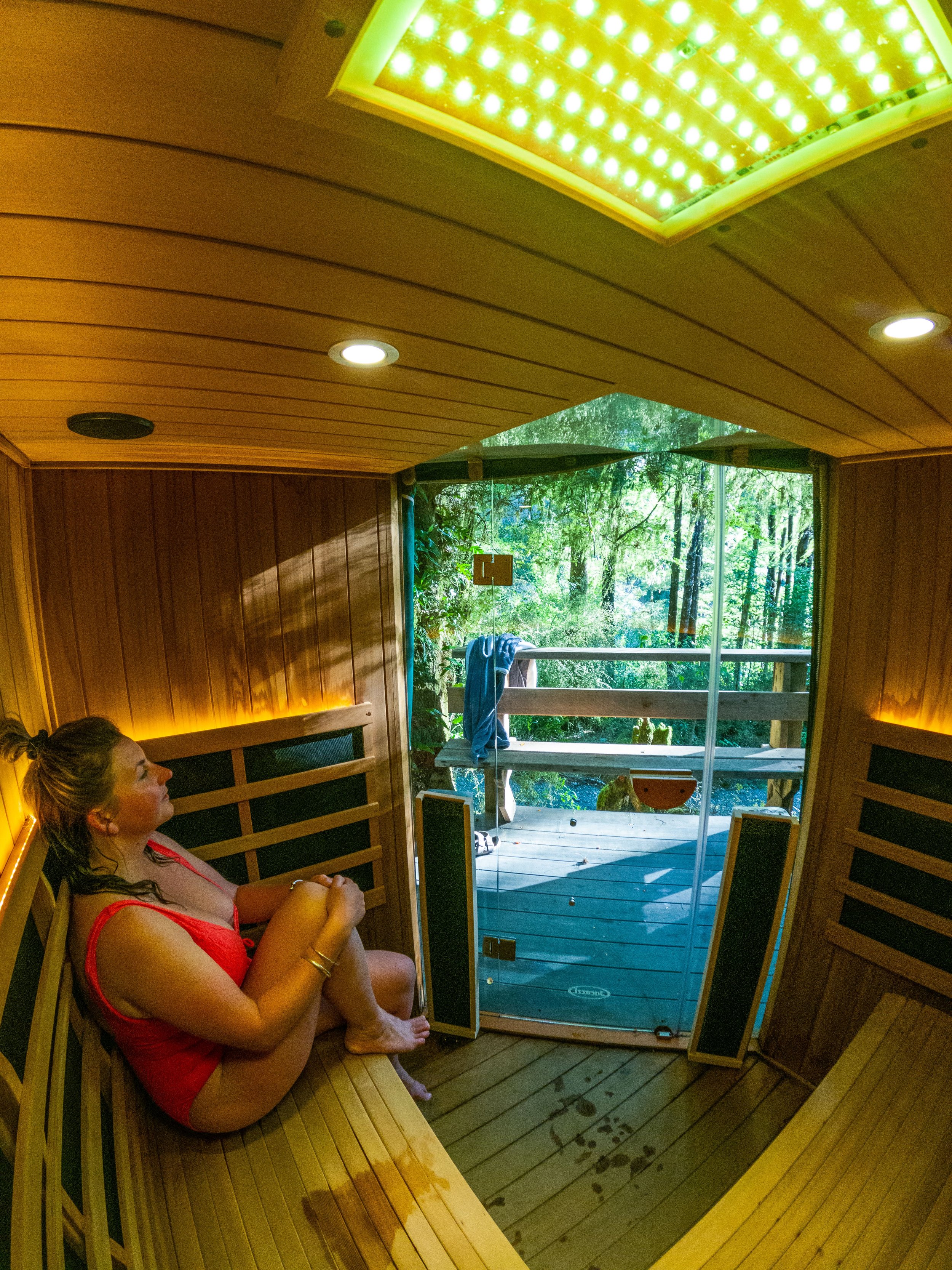 Maruia River Retreat oudoor sauna