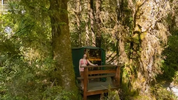 Heat. Light. Stillness. Silence. 
Our outdoor infrared sauna with chroma-therapy light invites deep detox and energetic reset. Step out into cool forest air, rinse under the cold shower, repeat.
Simple rituals. Powerful results. 

Experience the ulti