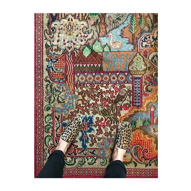 I don&rsquo;t know any quotes about carpets to put here but I got a new old one
.
.
.
.
#antiques #rugs #carpets #magiccarpet #antiquepersianrugs #antiquerugs #interiordesign #antiquecollector