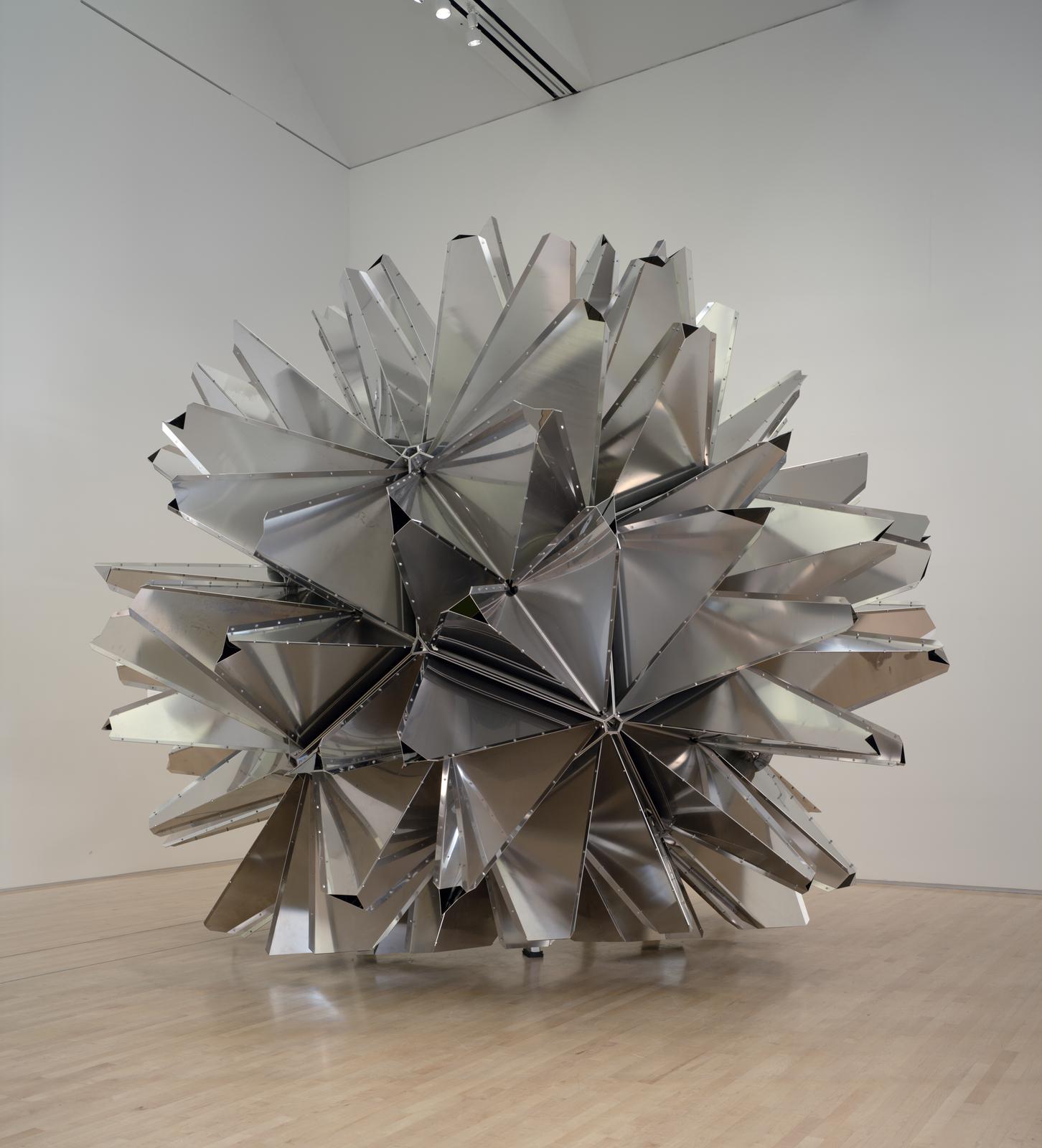 Olafur Eliasson, Multiple grotto , 2004.
