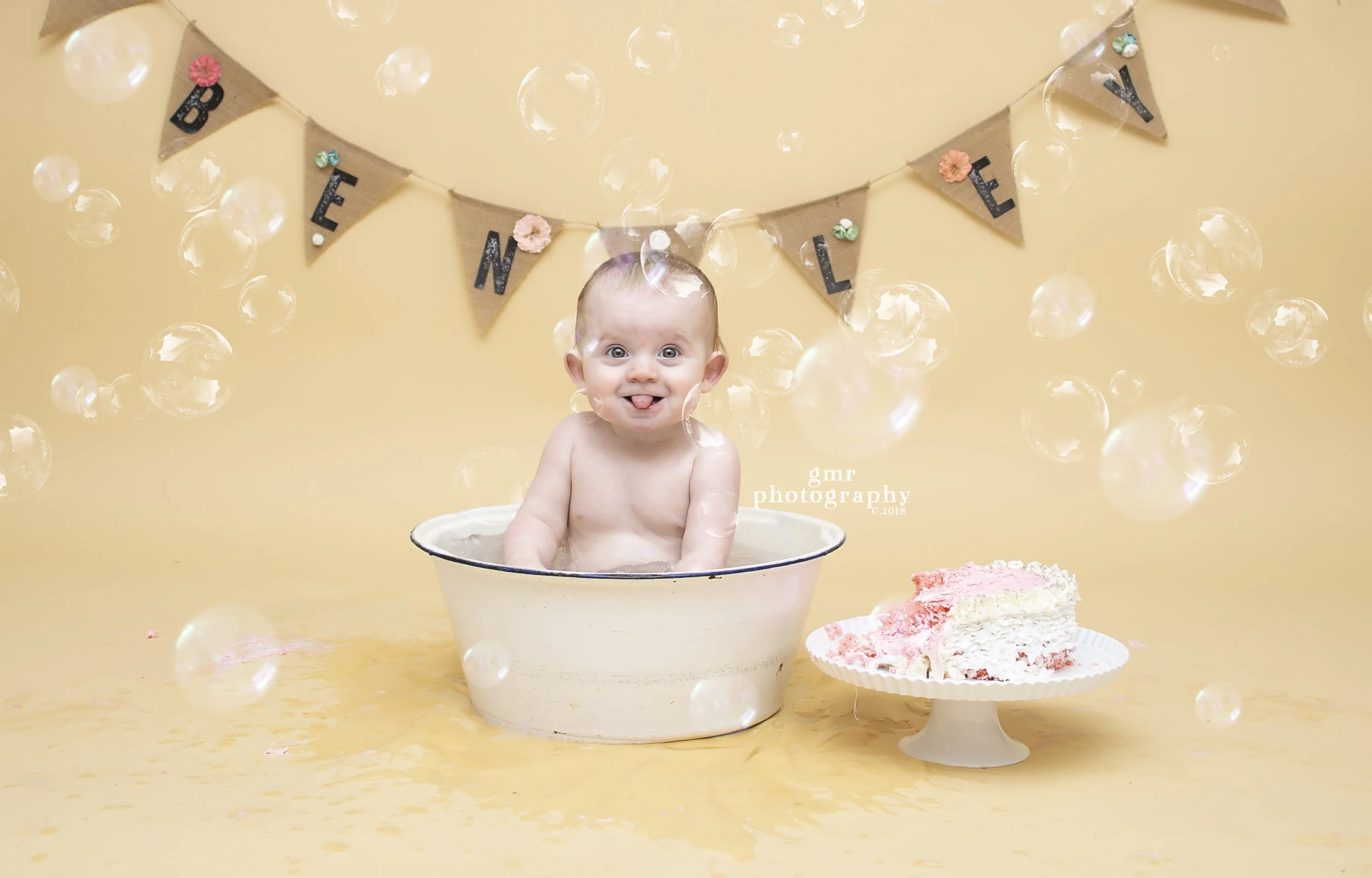 6904 Bubbles WM.jpg