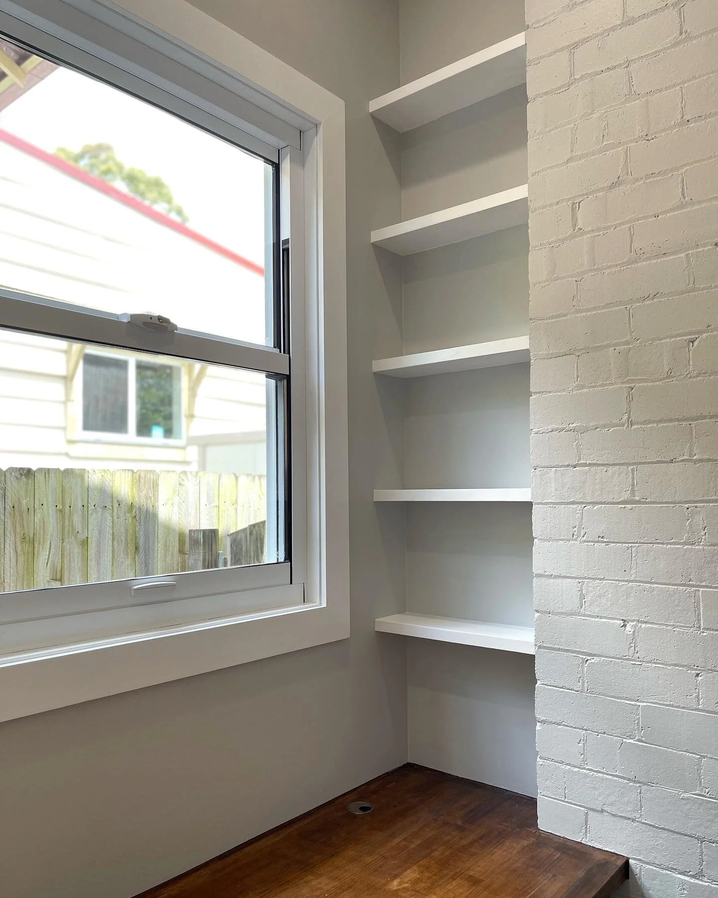 Some final detail shots on our latest home office reno. 📸

Very happy with @karndeandesignflooring loose-lay vinyl planks. Quick, cost effective &amp; looks neat 🙂

Thinking of something similar for your home? 🤔 Get in touch today at jcrb.com.au/h