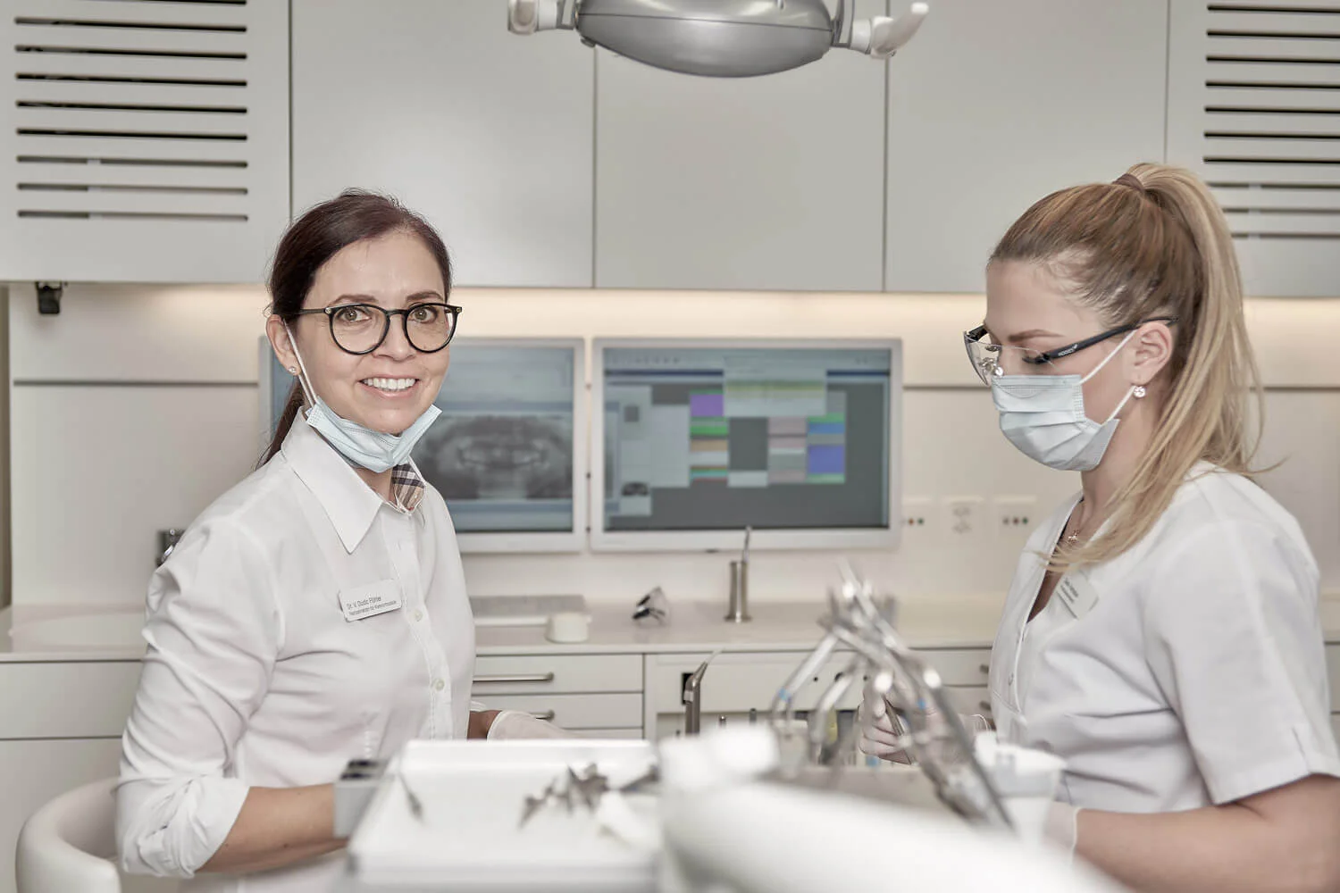 Kieferortho-Einsiedeln-Dr-Vivien-Dudic-Fluehler-7747-WEB.jpg