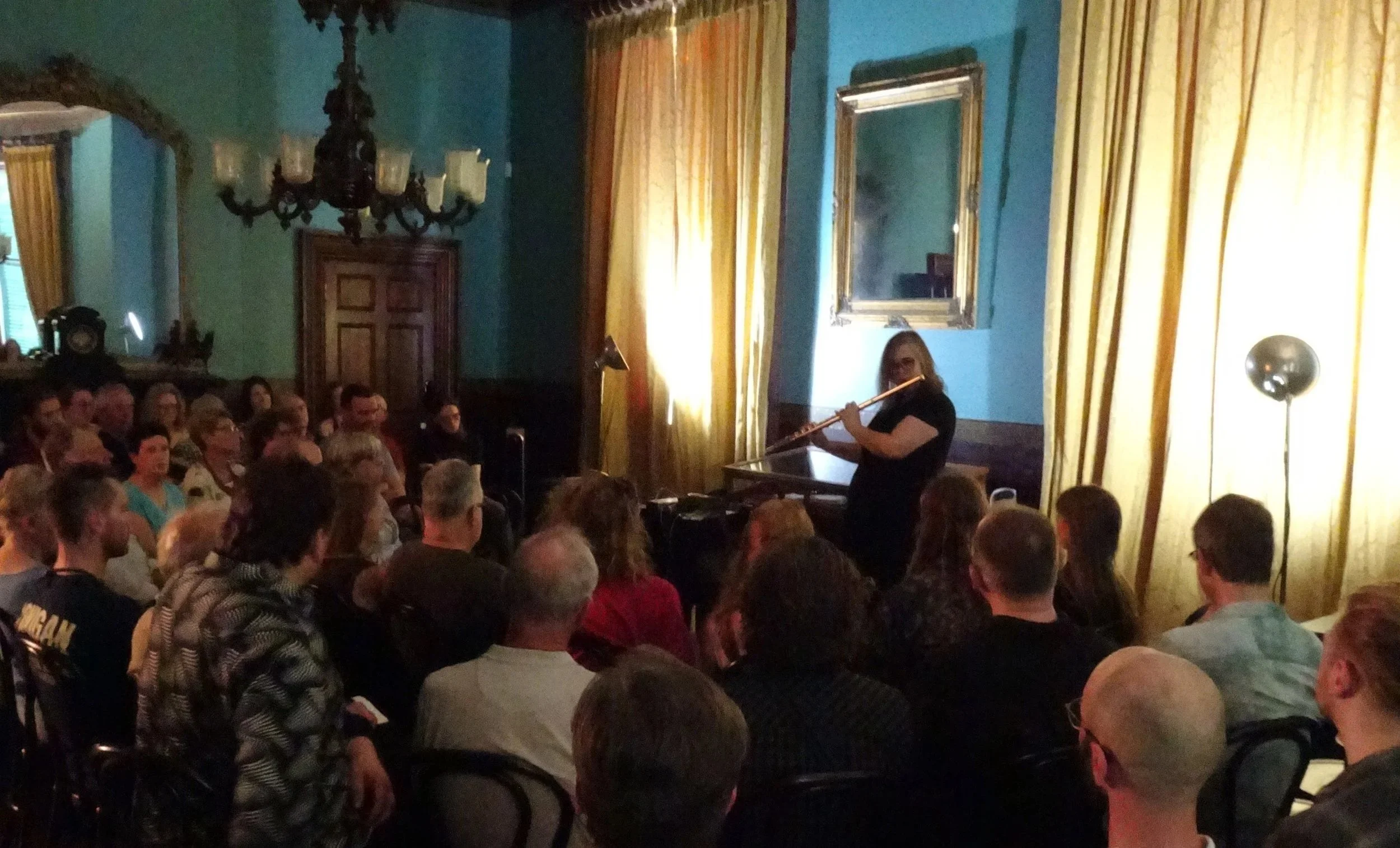 Performing Eliane Radigue