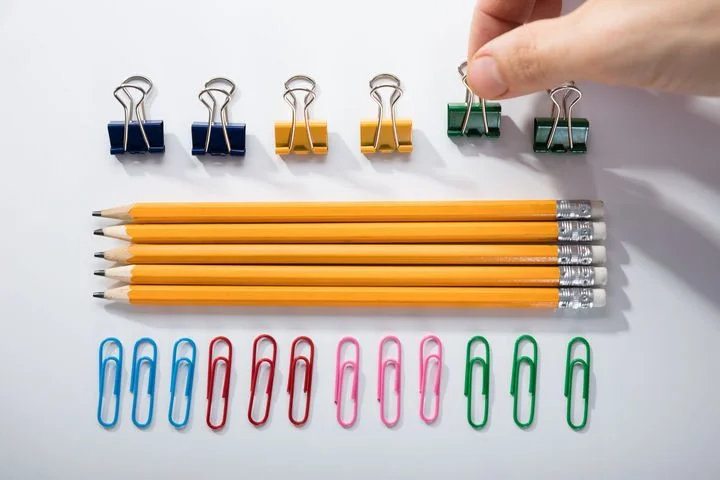 office-supplies-neat-rows-720x480.jpg