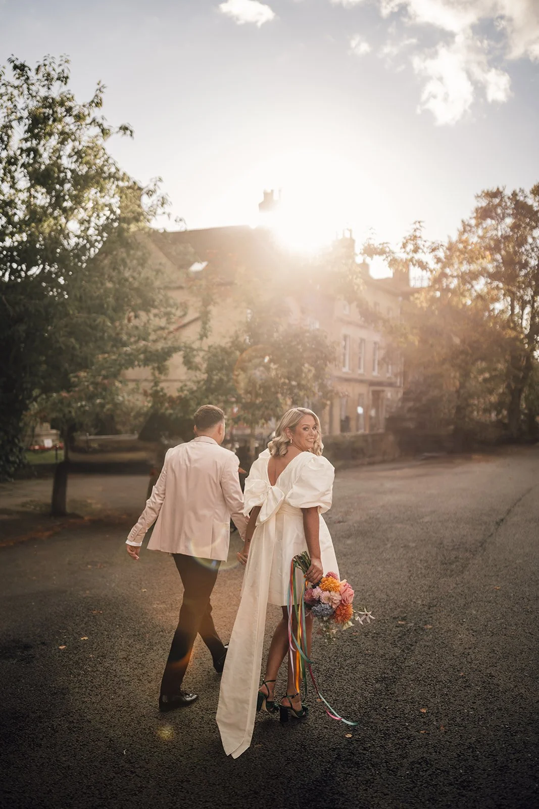 Cotswold wedding. Bridal bouquet. Dahlia wedding. berkshire florist . Two Little Birds. Wedding florist berkshire.
