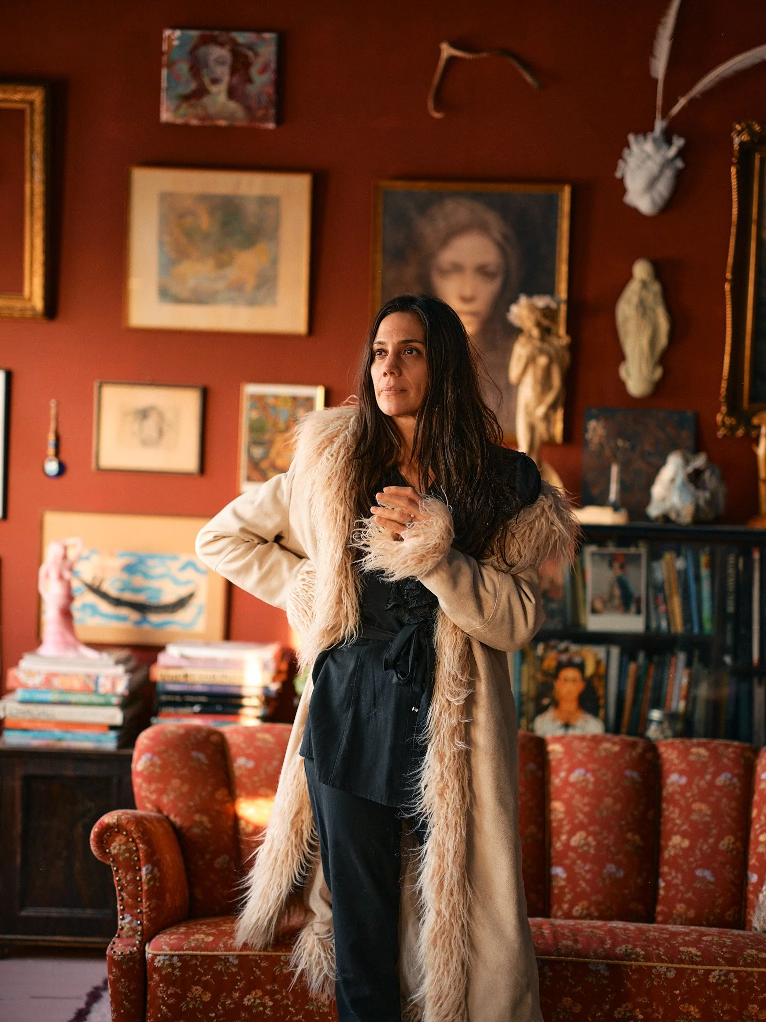 Manuela_artist5064.jpg