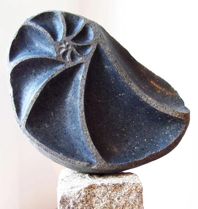 'Nautilus' 2008, fieldstone
