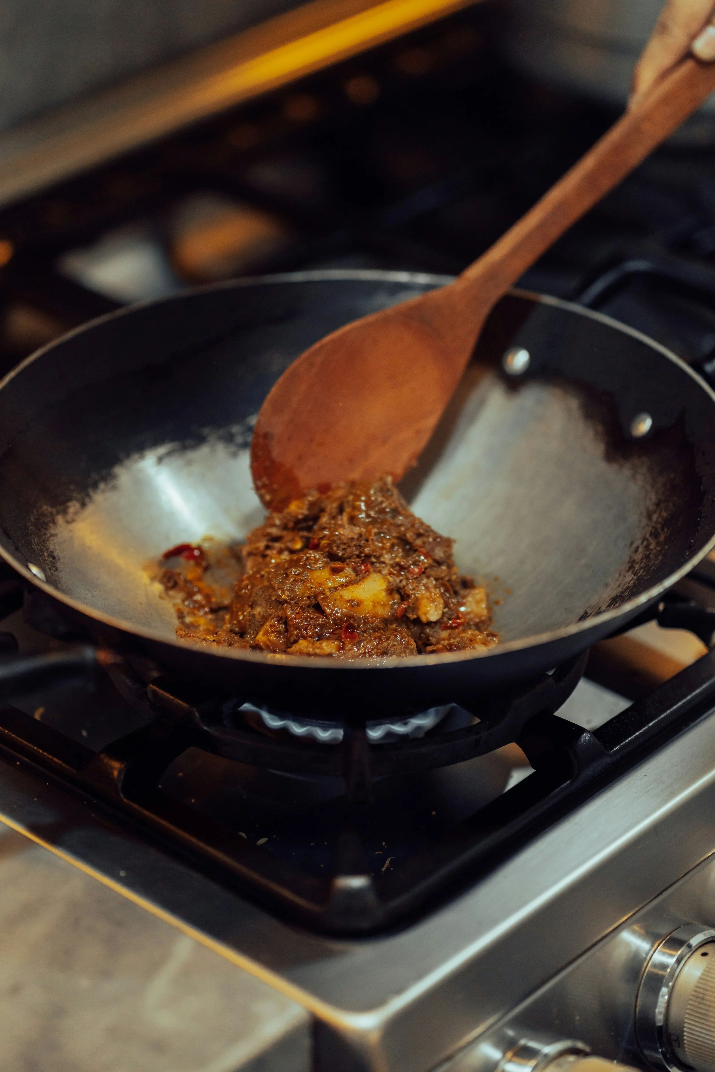 Mastering the Art of Wok Cooking: Seasoning and Maintenance Guide