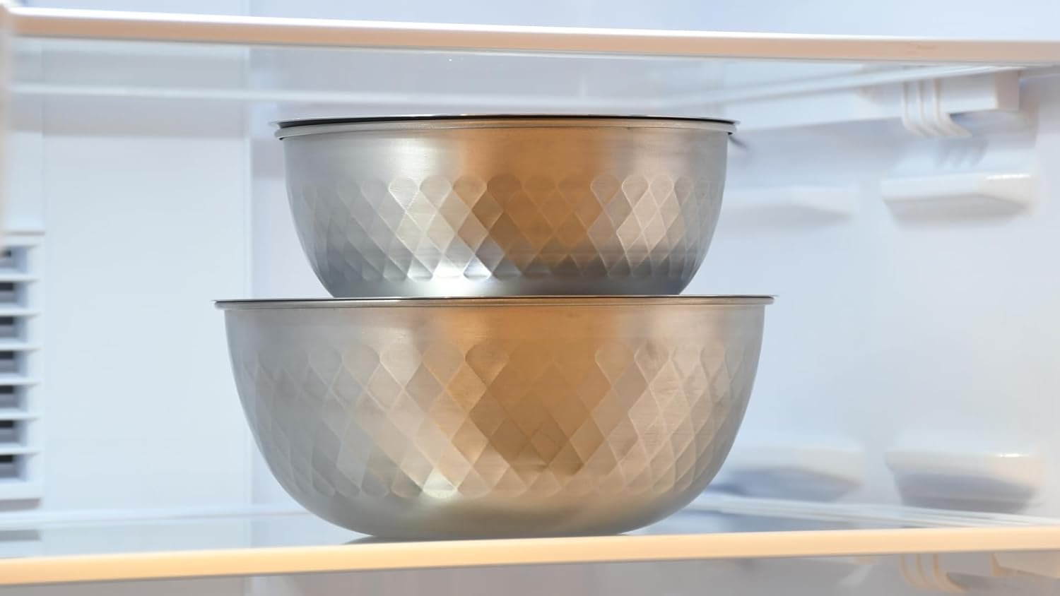 The Ginga Embossed Stainless Steel Yukihira Pan &amp; Lidded Bowl Set